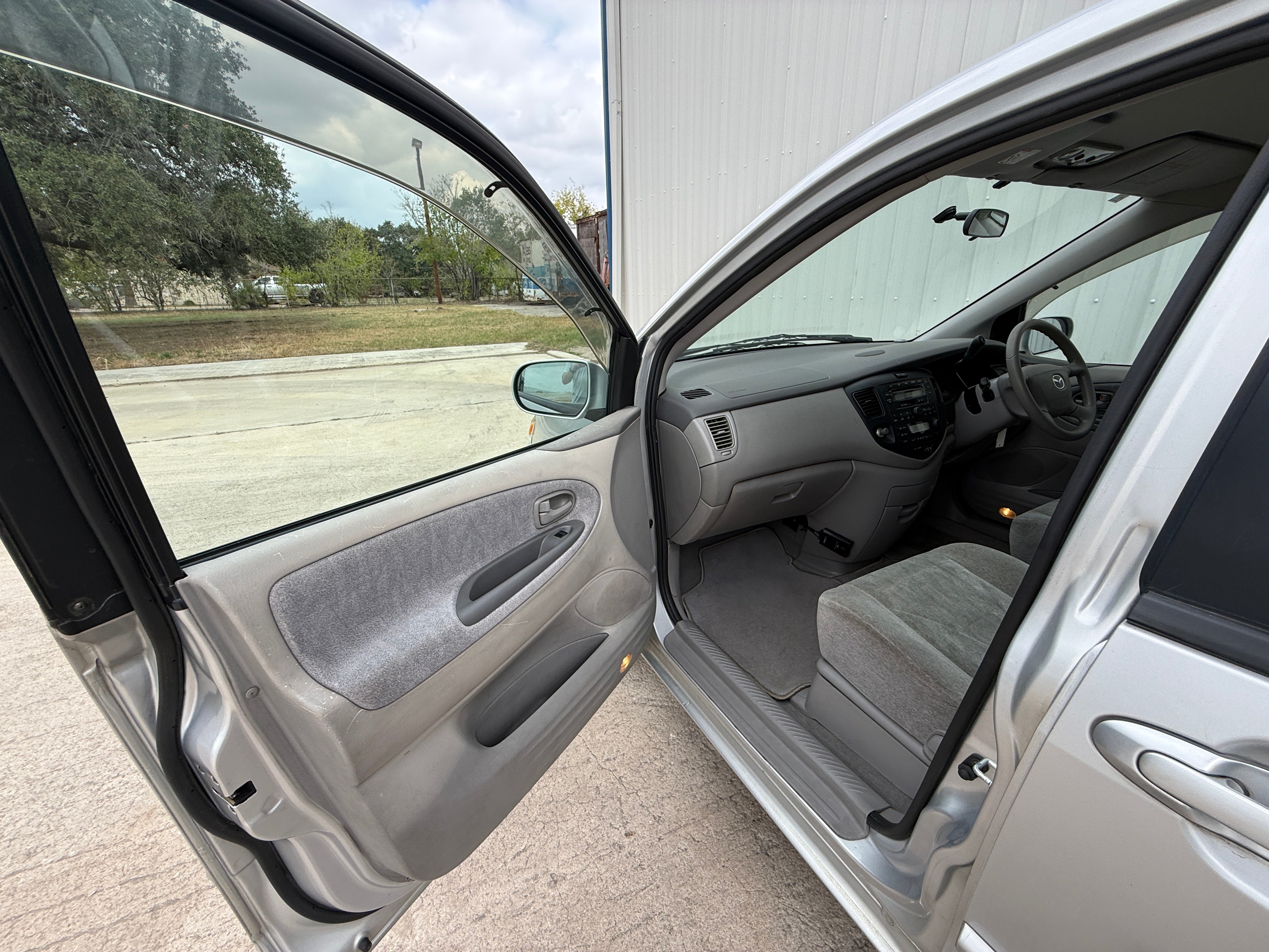 2000 Mazda MPV Stk#13680