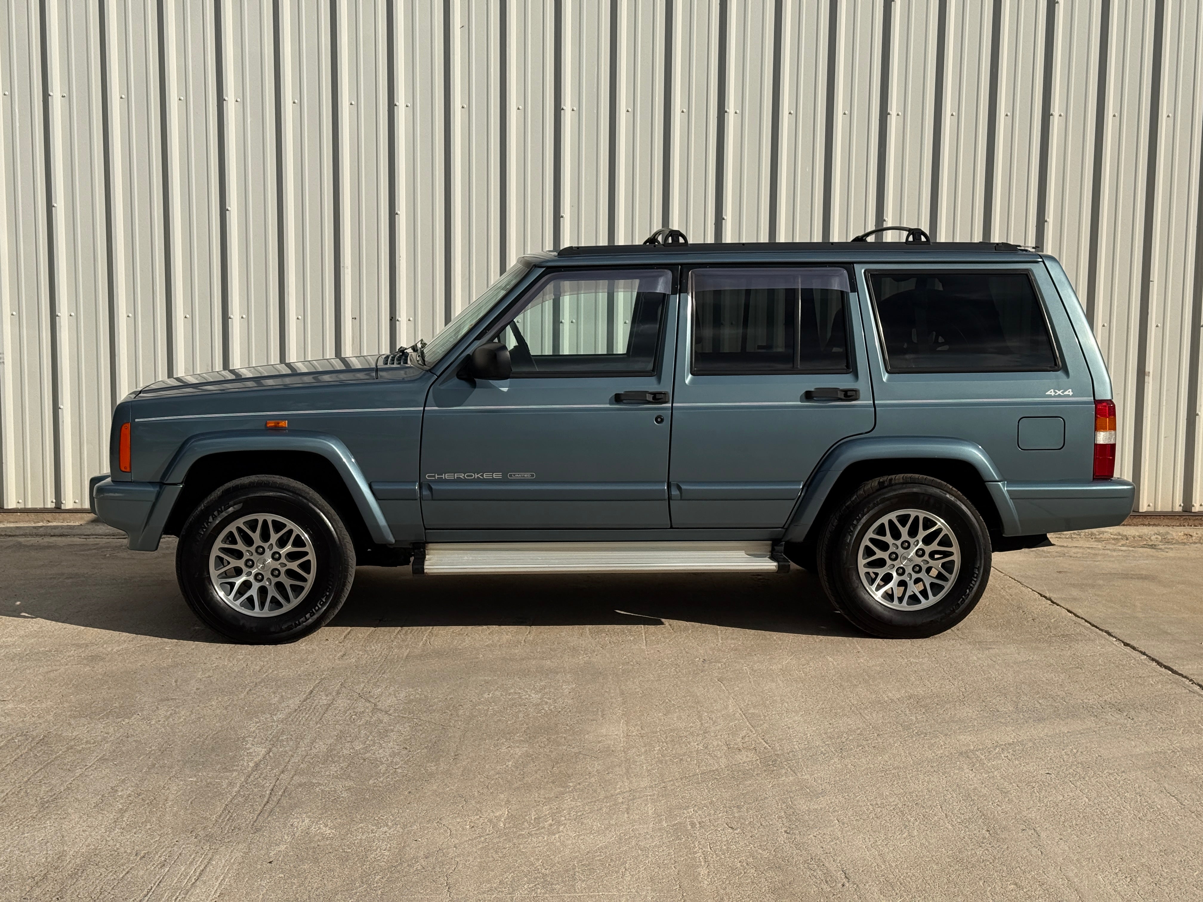 1997 Jeep Cherokee 4x4 Stk#13664