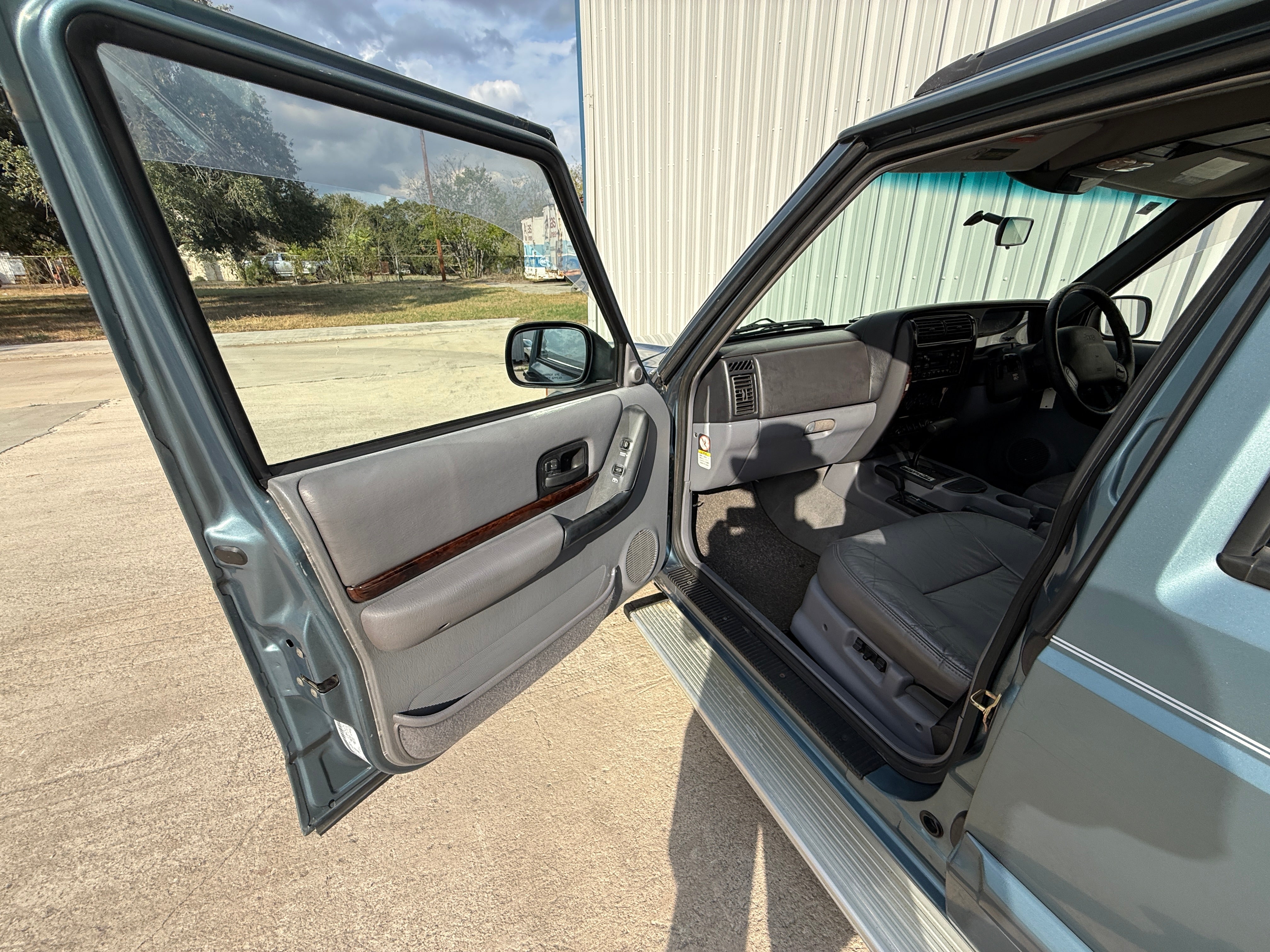 1997 Jeep Cherokee 4x4 Stk#13664