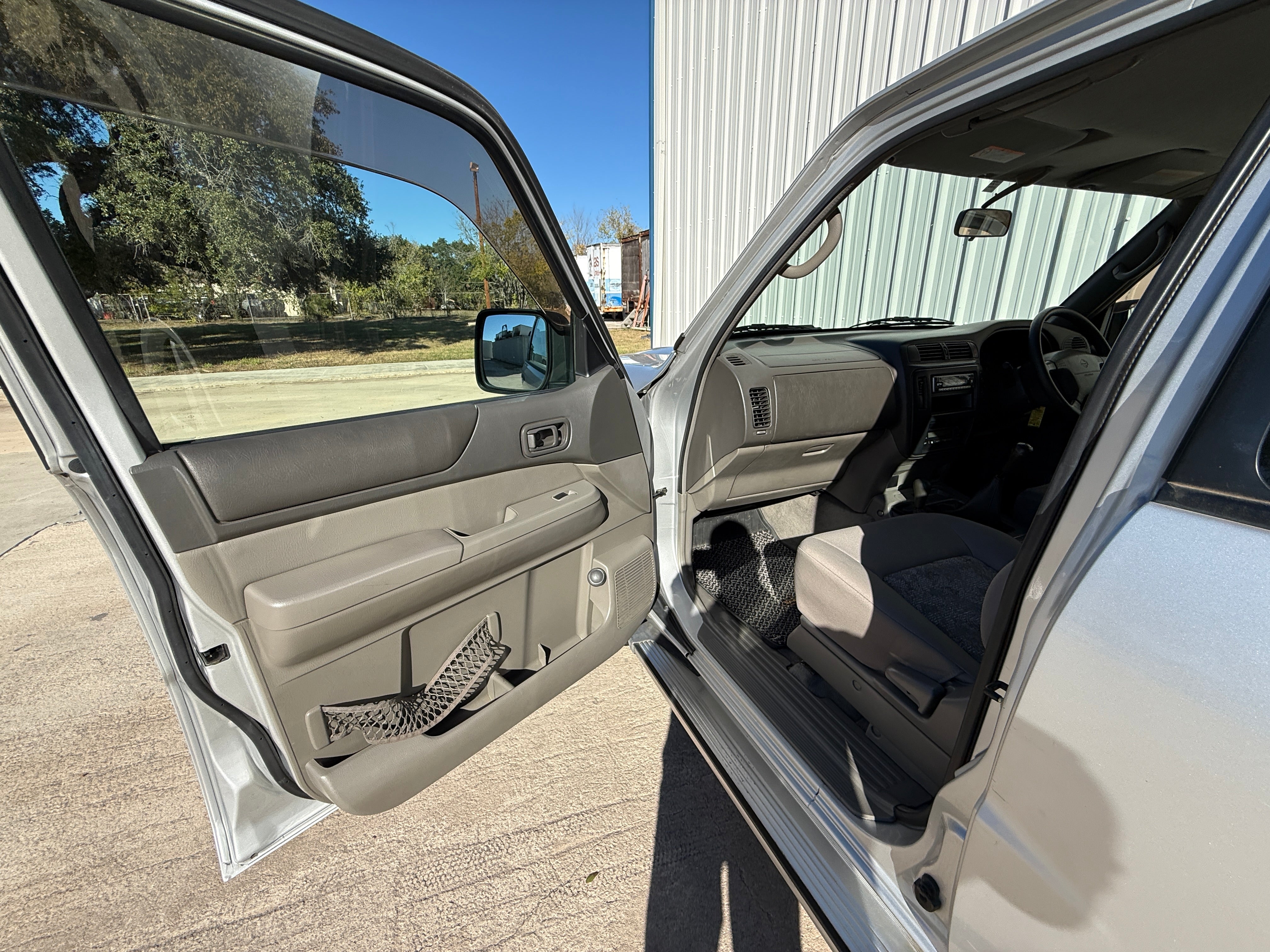 1999 Nissan Safari (Patrol) Diesel 4x4 Stk#12745