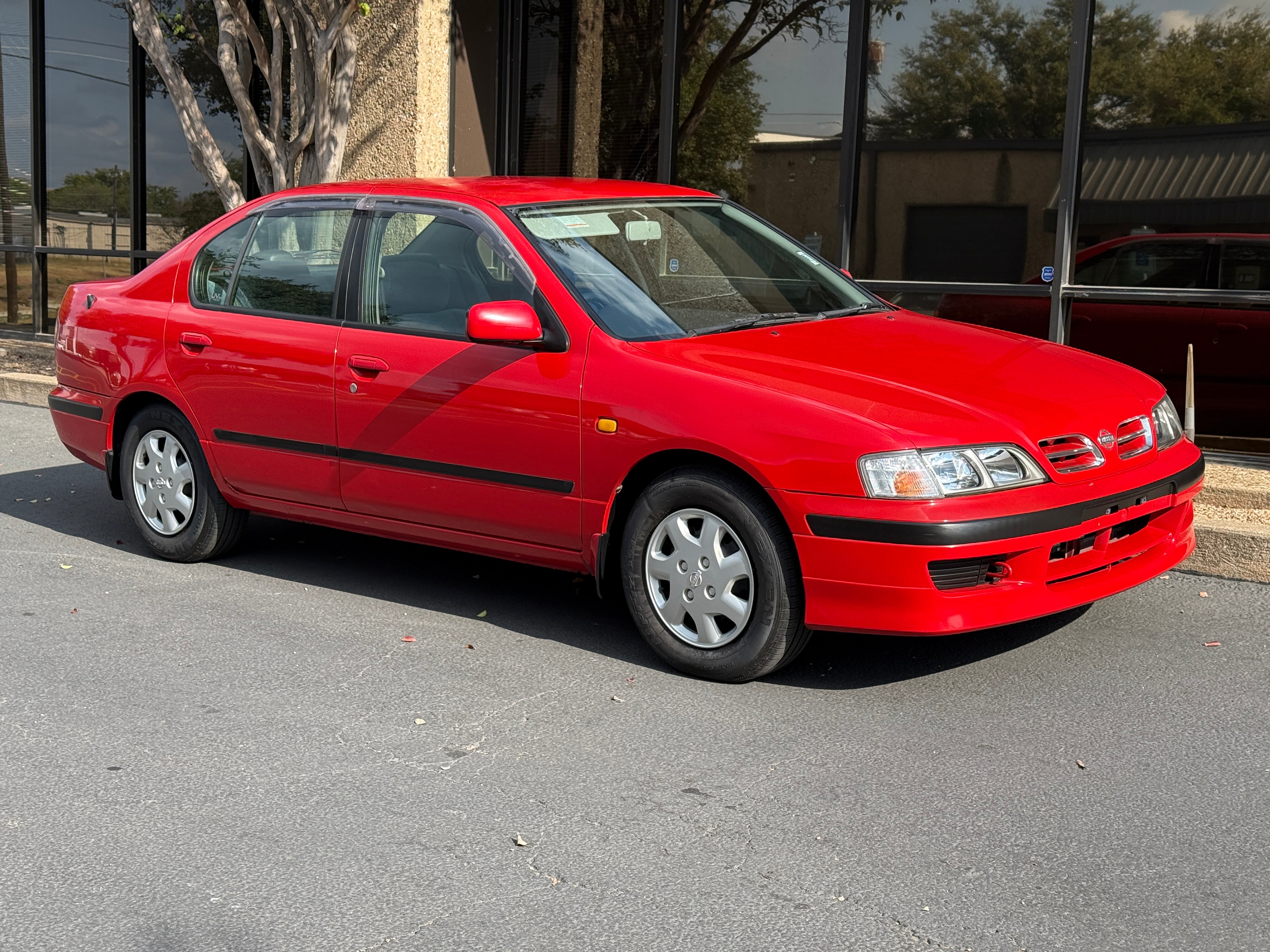 1998 Nissan Primera (only 4728 miles!) Stk#13464