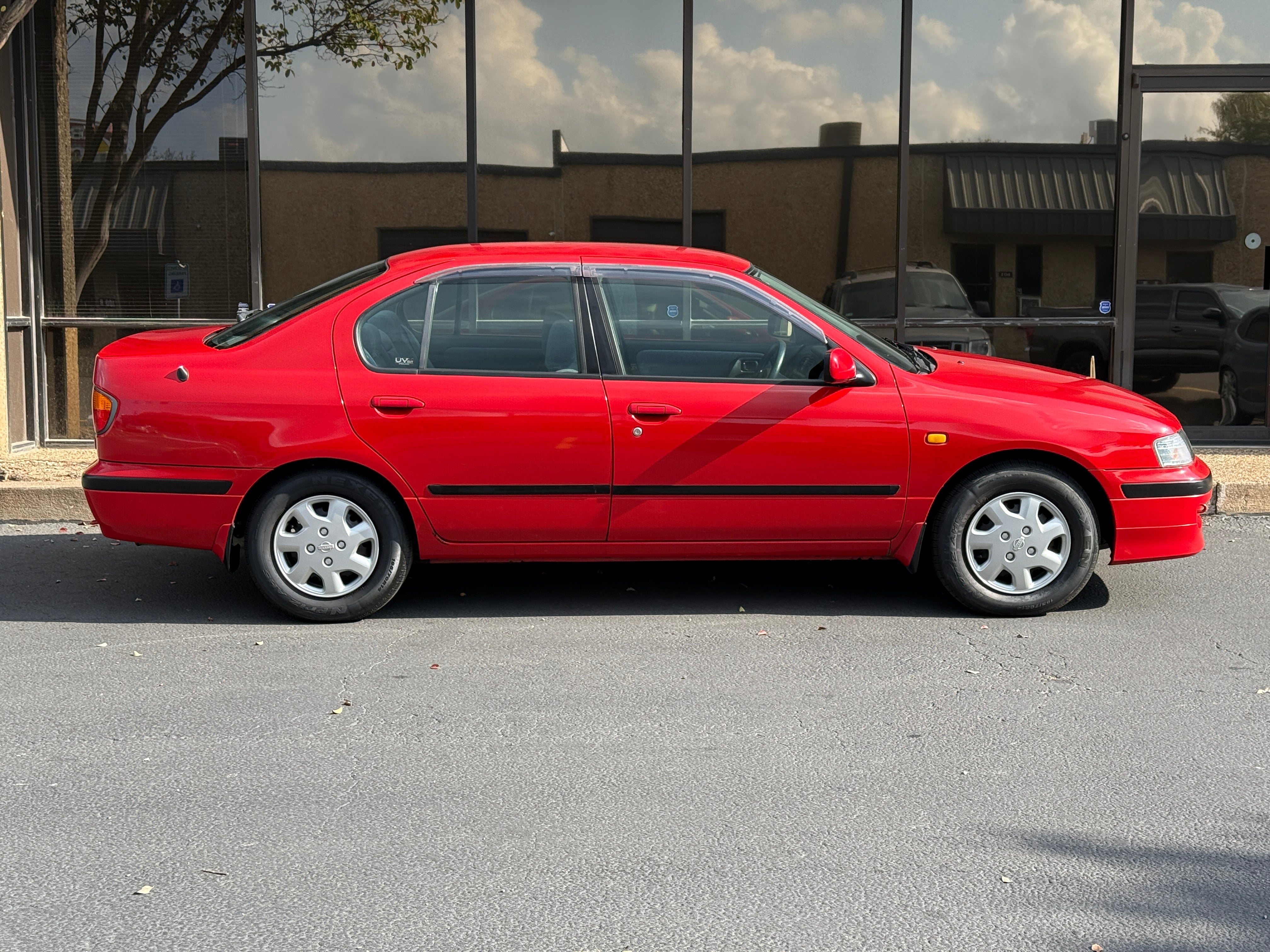 1998 Nissan Primera (only 4728 miles!) Stk#13464