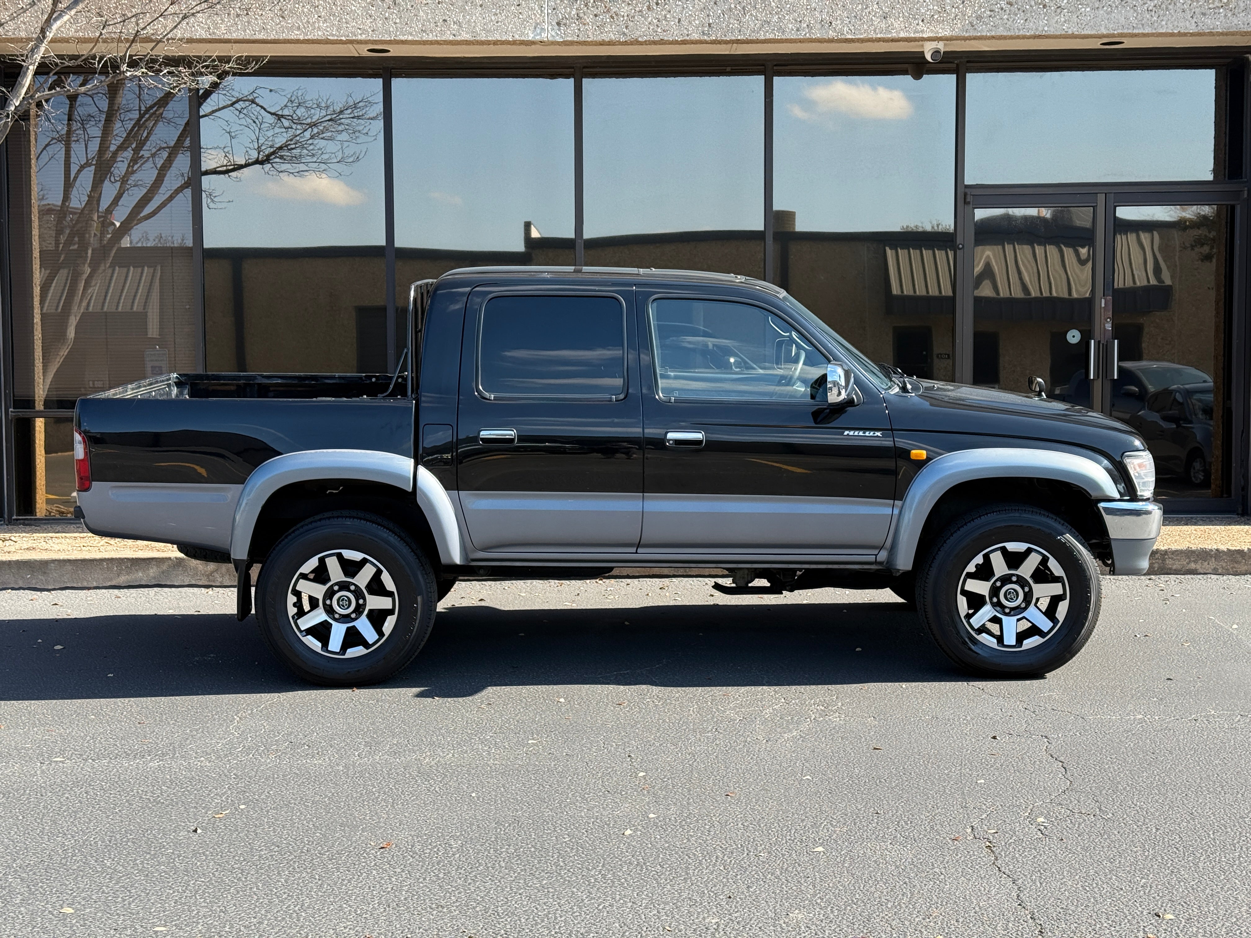 1999 Toyota Hilux Pickup 4x4 Stk#13102