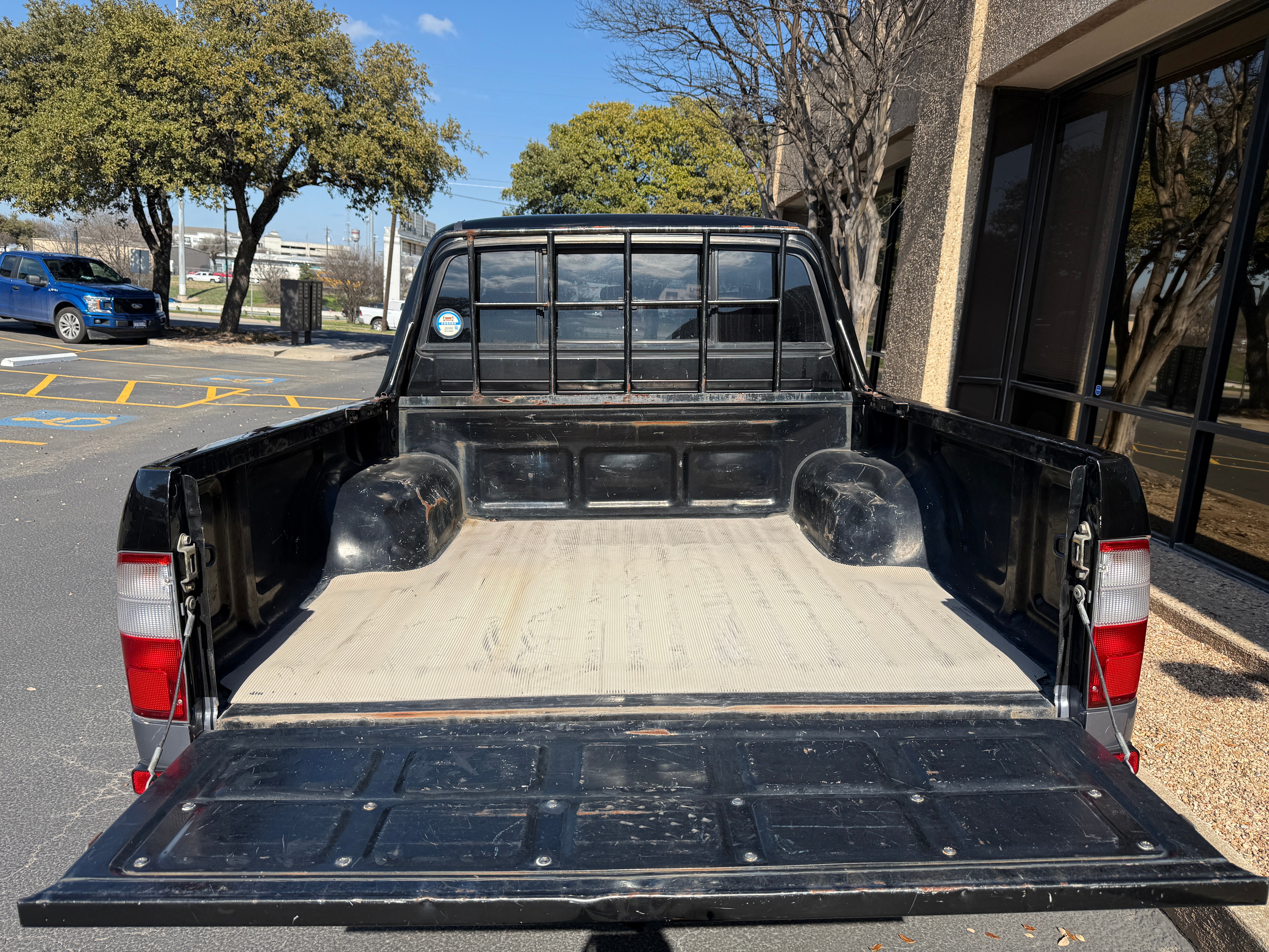 1999 Toyota Hilux Pickup 4x4 Stk#13102