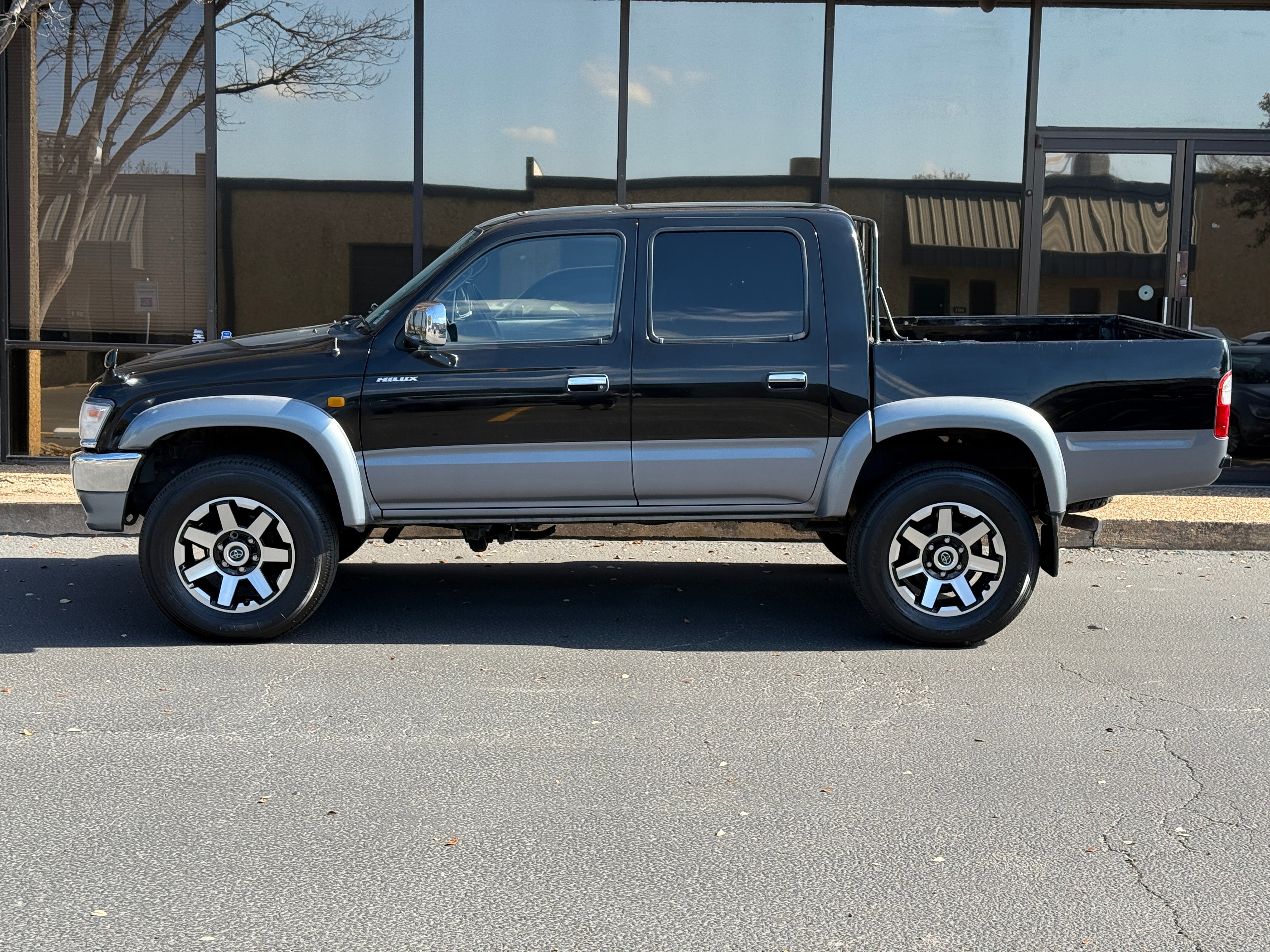1999 Toyota Hilux Pickup 4x4 Stk#13102