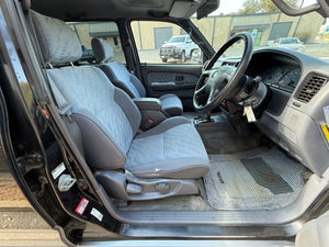 1999 Toyota Hilux Pickup 4x4 Stk#13102