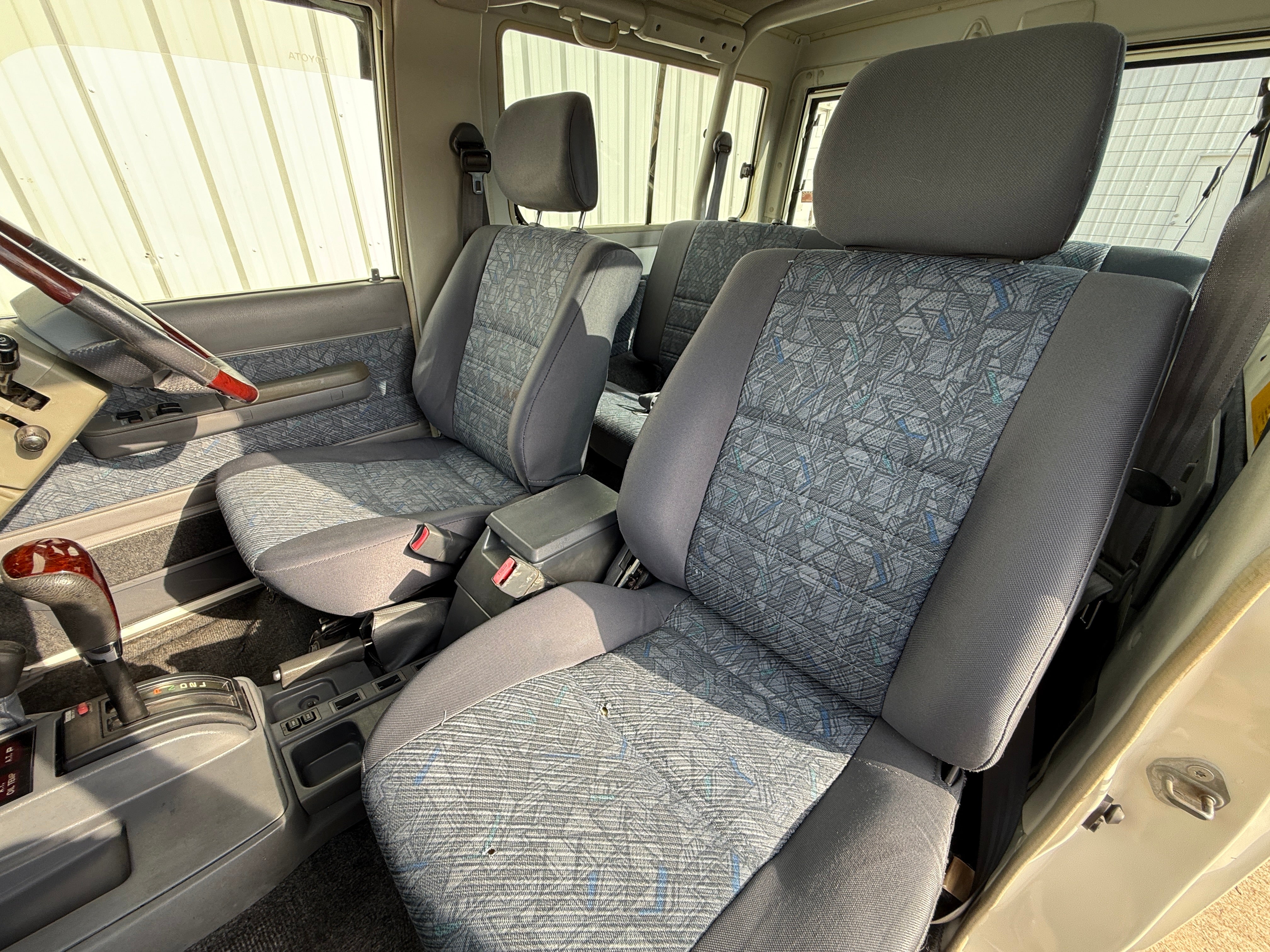1999 Toyota Land Cruiser HZJ74 4x4 Diesel Stk#12029