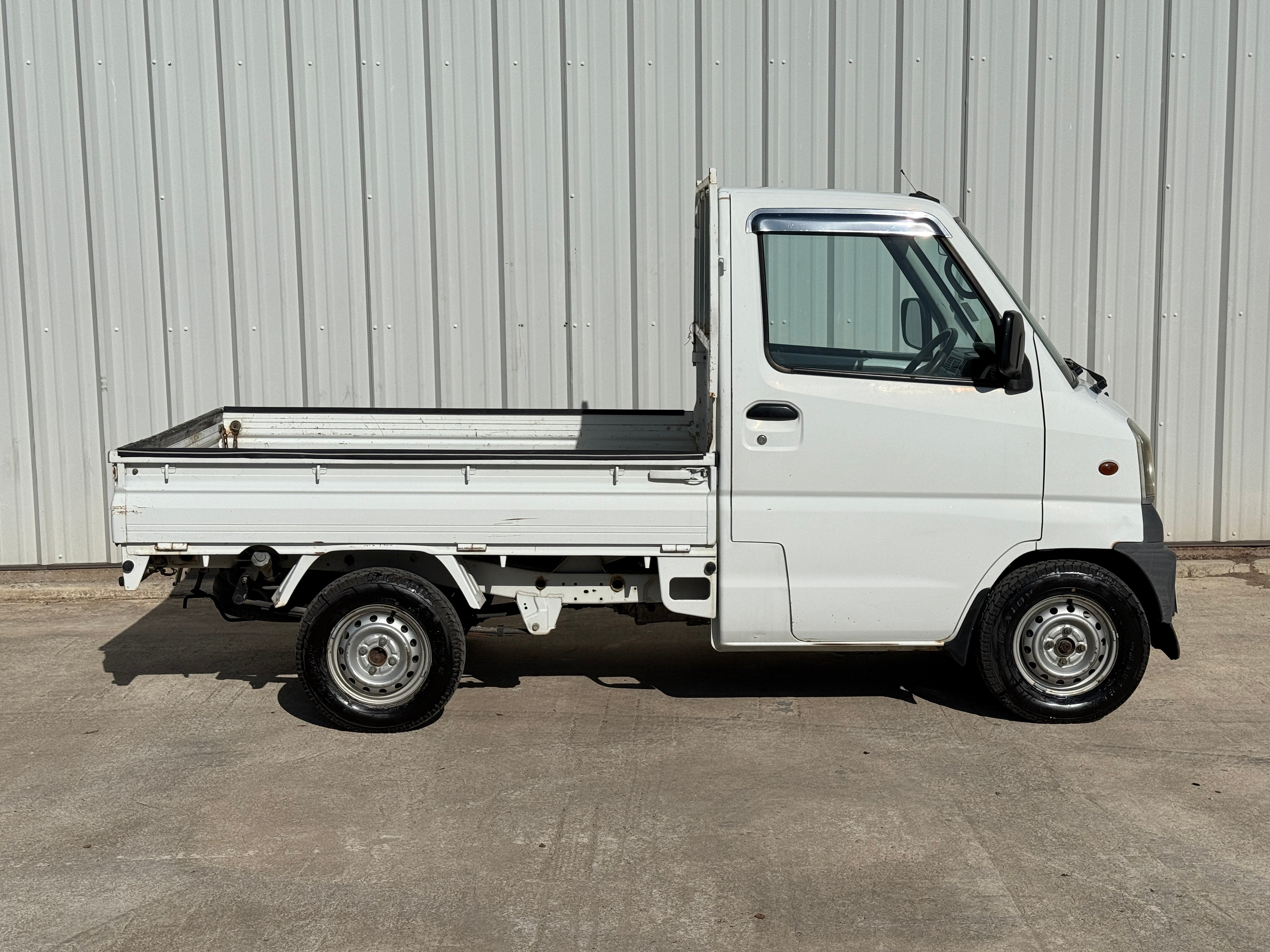 2000 Mitsubishi Minicab 4WD A/C Stk#13291