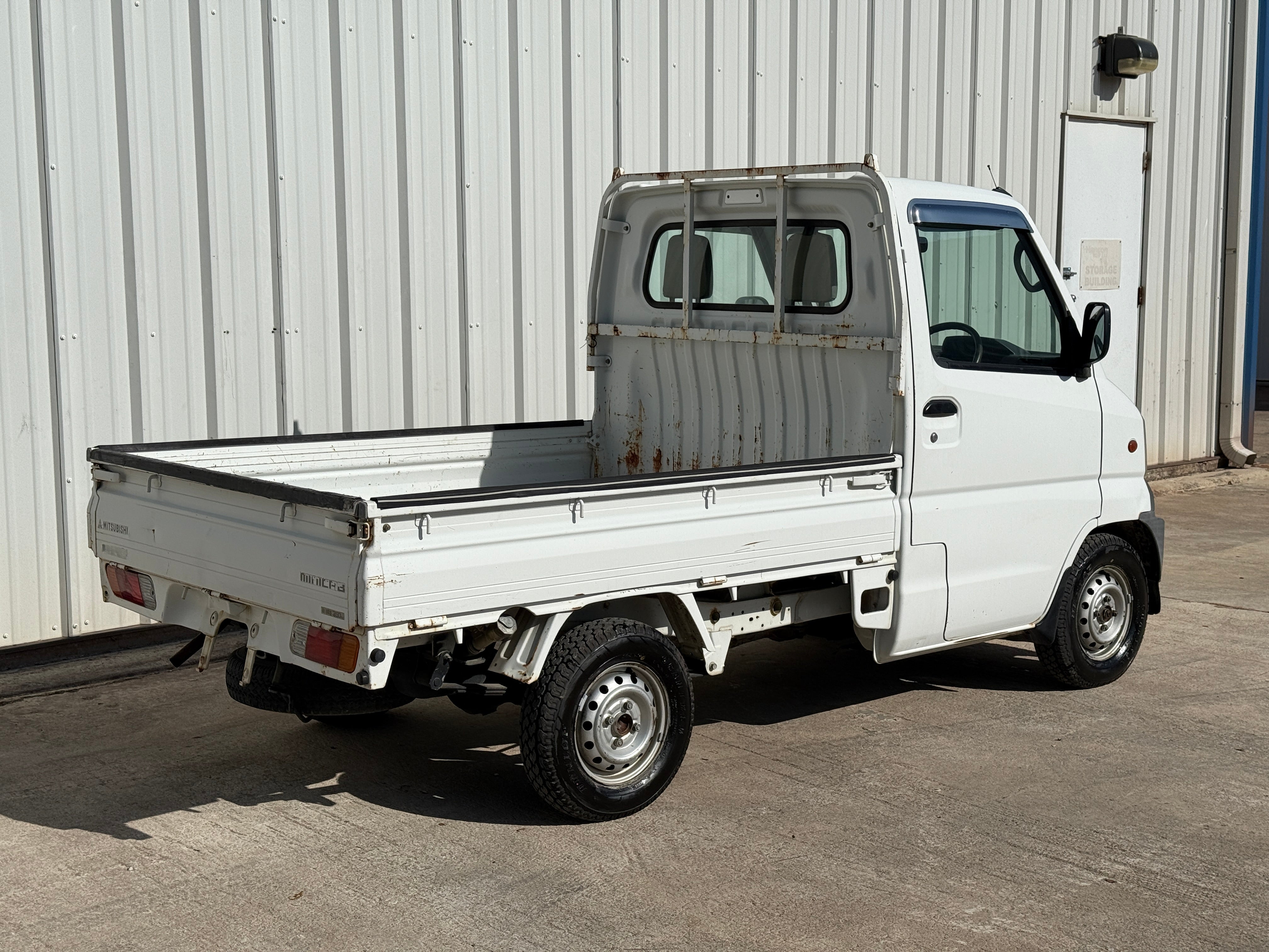 2000 Mitsubishi Minicab 4WD A/C Stk#13291