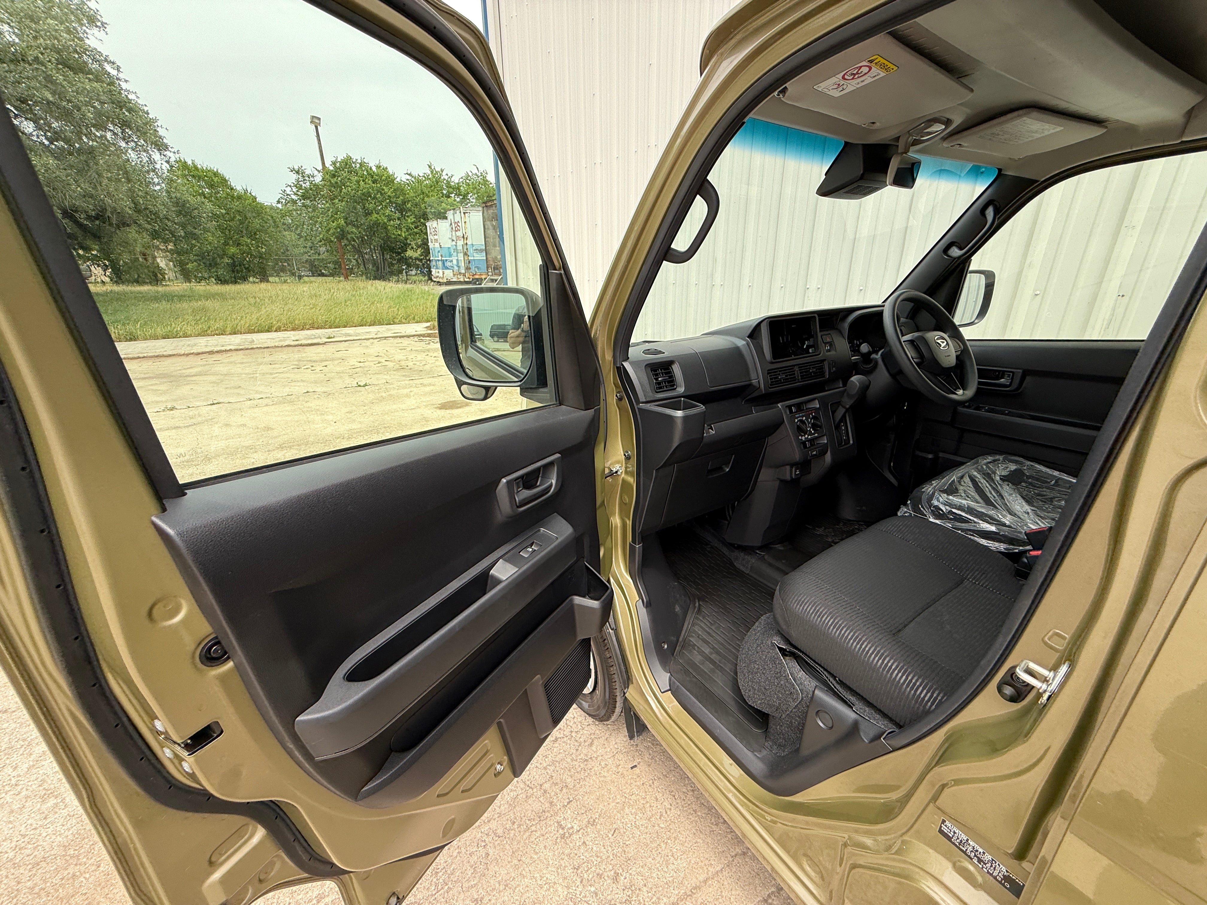 2022 Daihatsu Deck Van 4x4 *Off Highway Use Only* Stk#13392