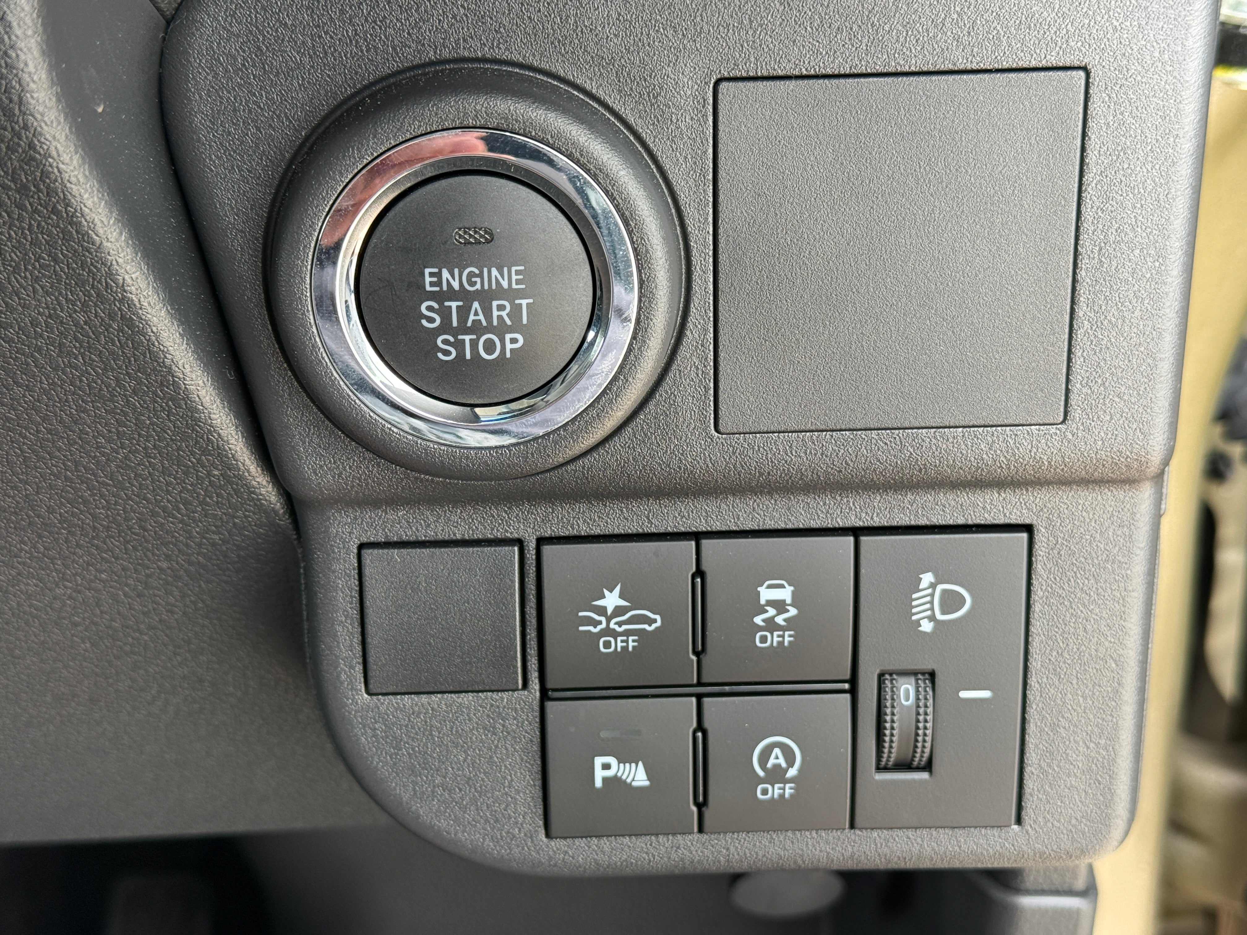 2022 Daihatsu Deck Van 4x4 *Off Highway Use Only* Stk#13392