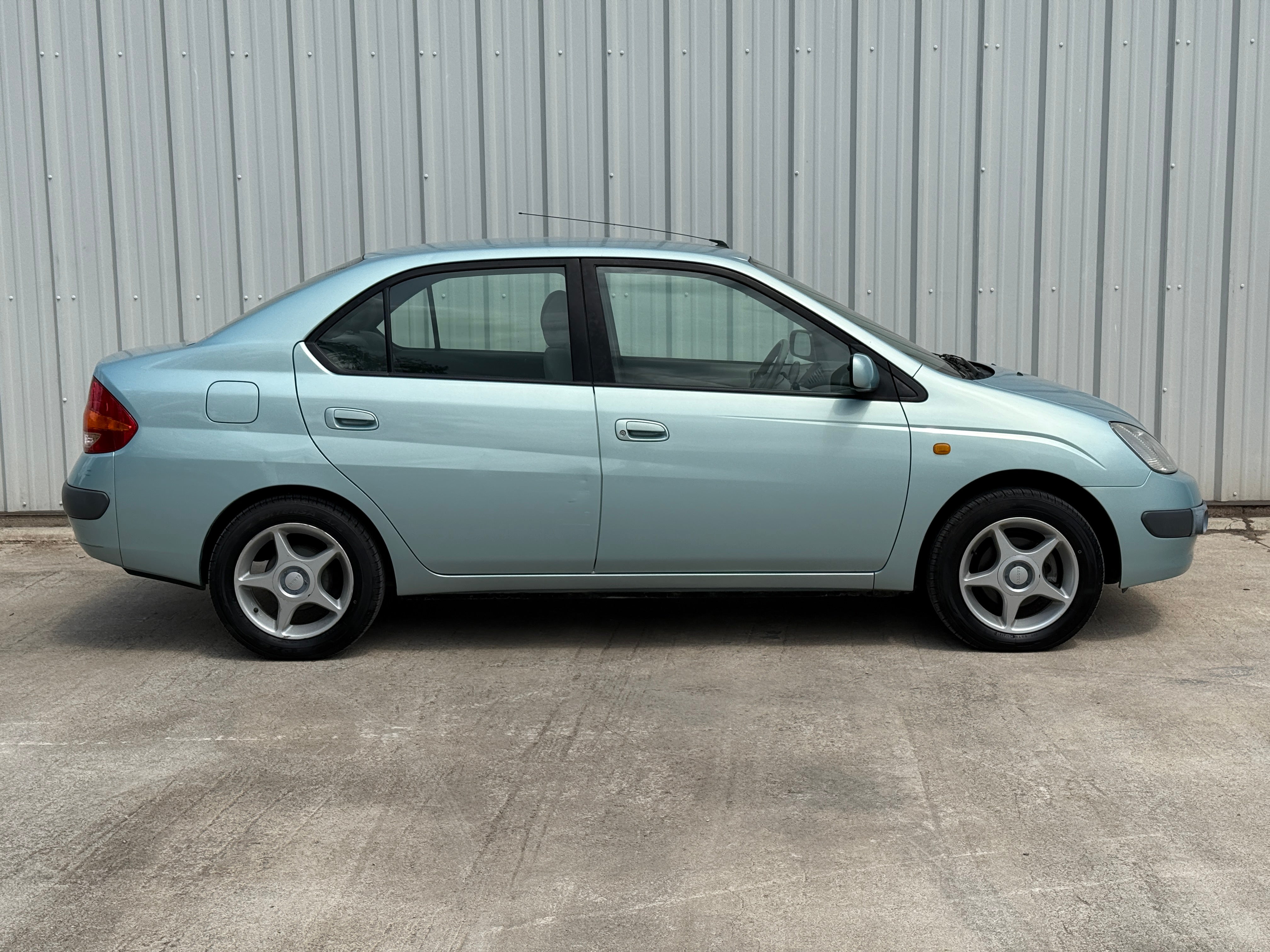 1998 Toyota Prius NHW10 Stk#13403