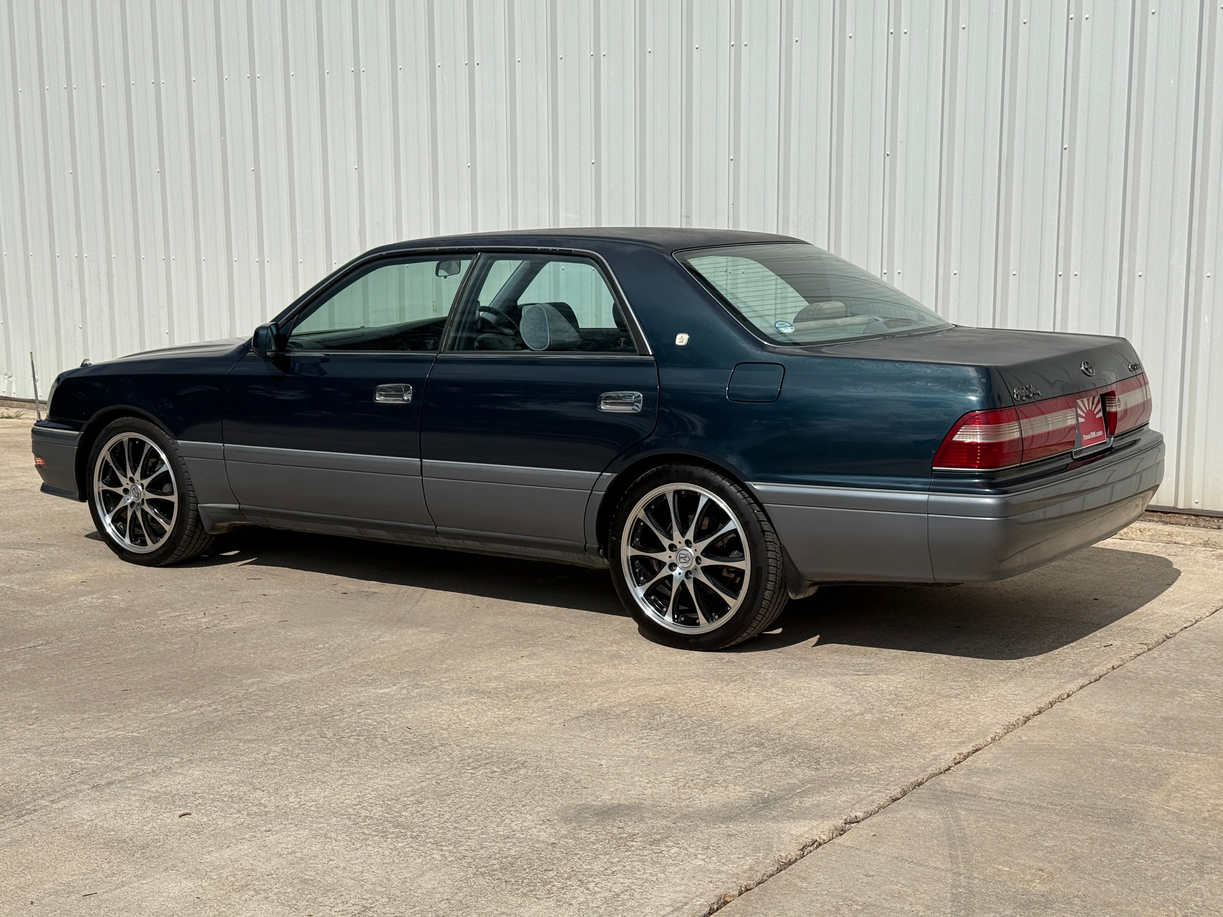 1995 Toyota Crown Royal Saloon Stk#11423