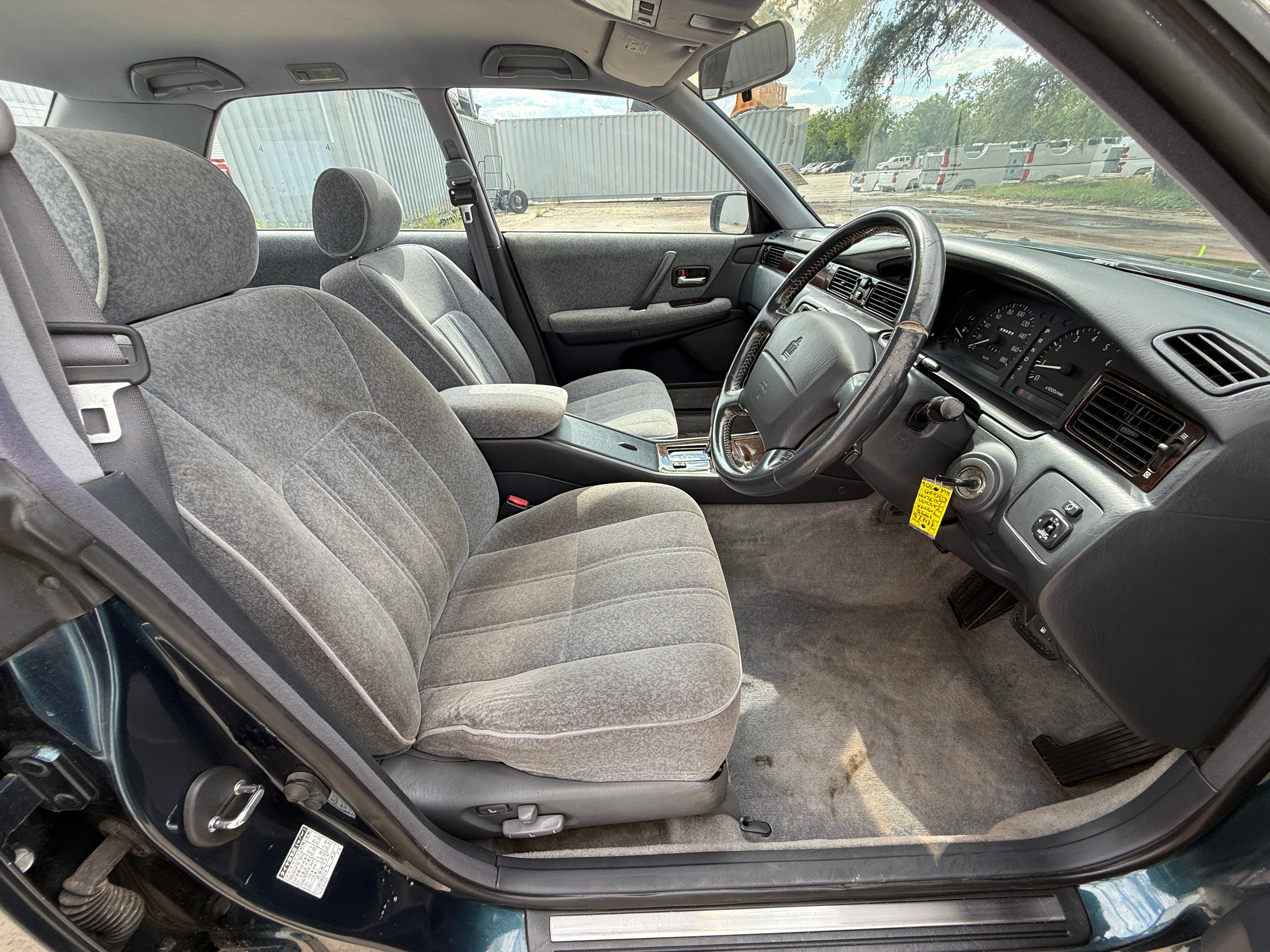 1995 Toyota Crown Royal Saloon Stk#11423