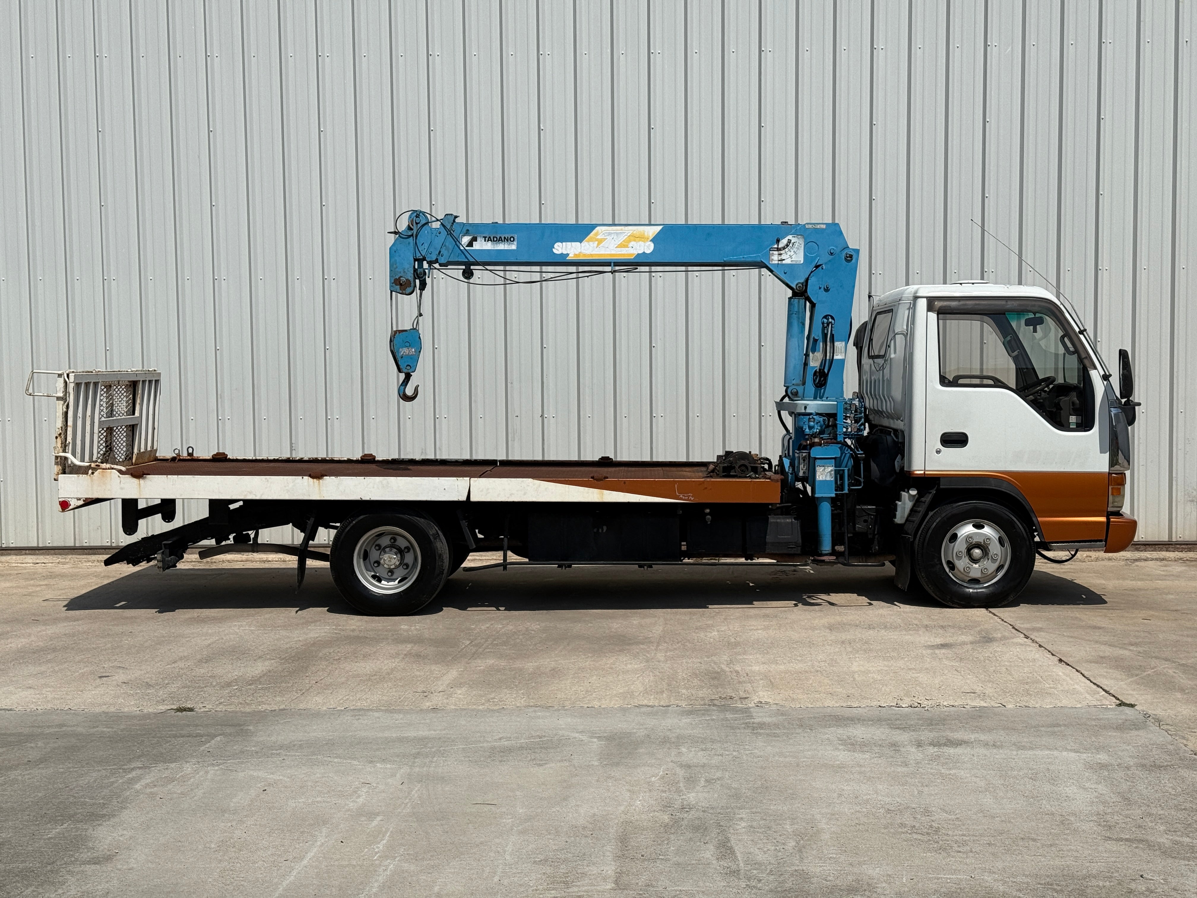 1998 Isuzu Elf Rollback Flatbed w/Crane Stock#13498