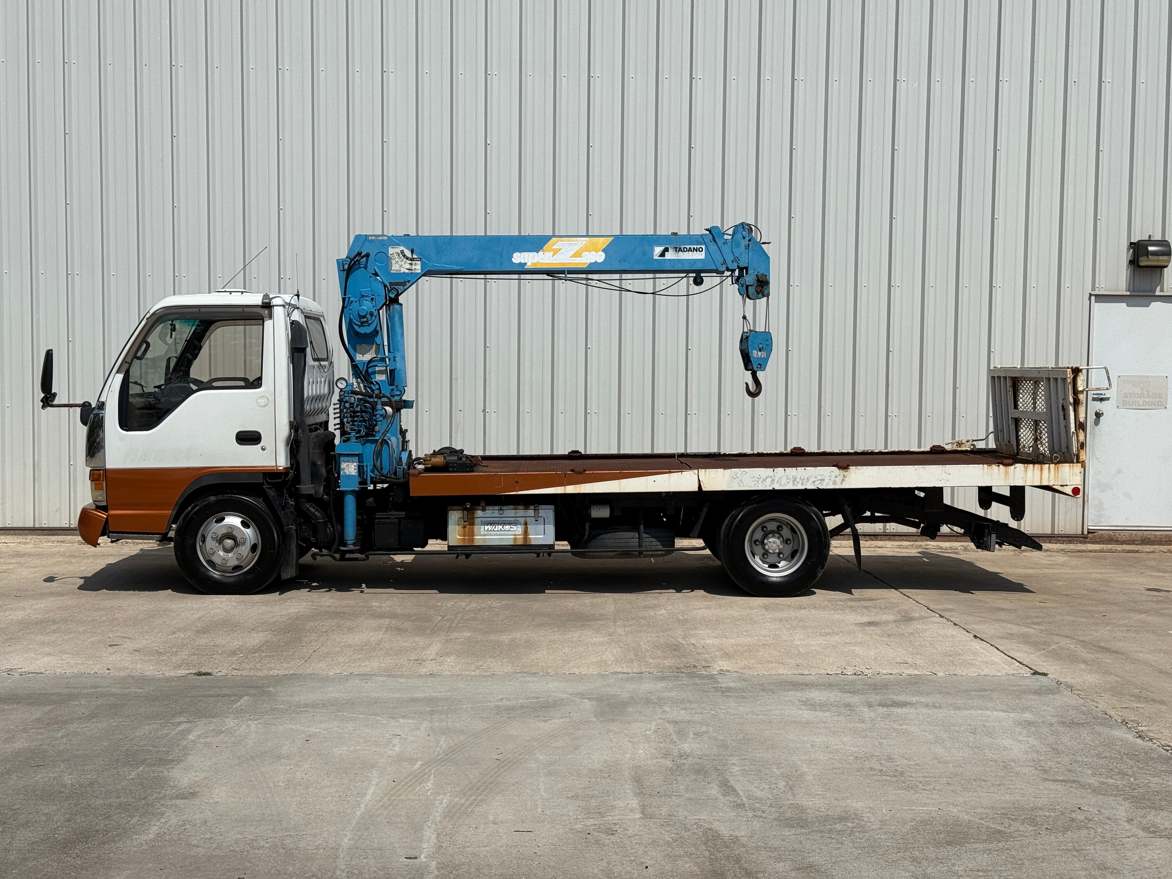 1998 Isuzu Elf Rollback Flatbed w/Crane Stock#13498