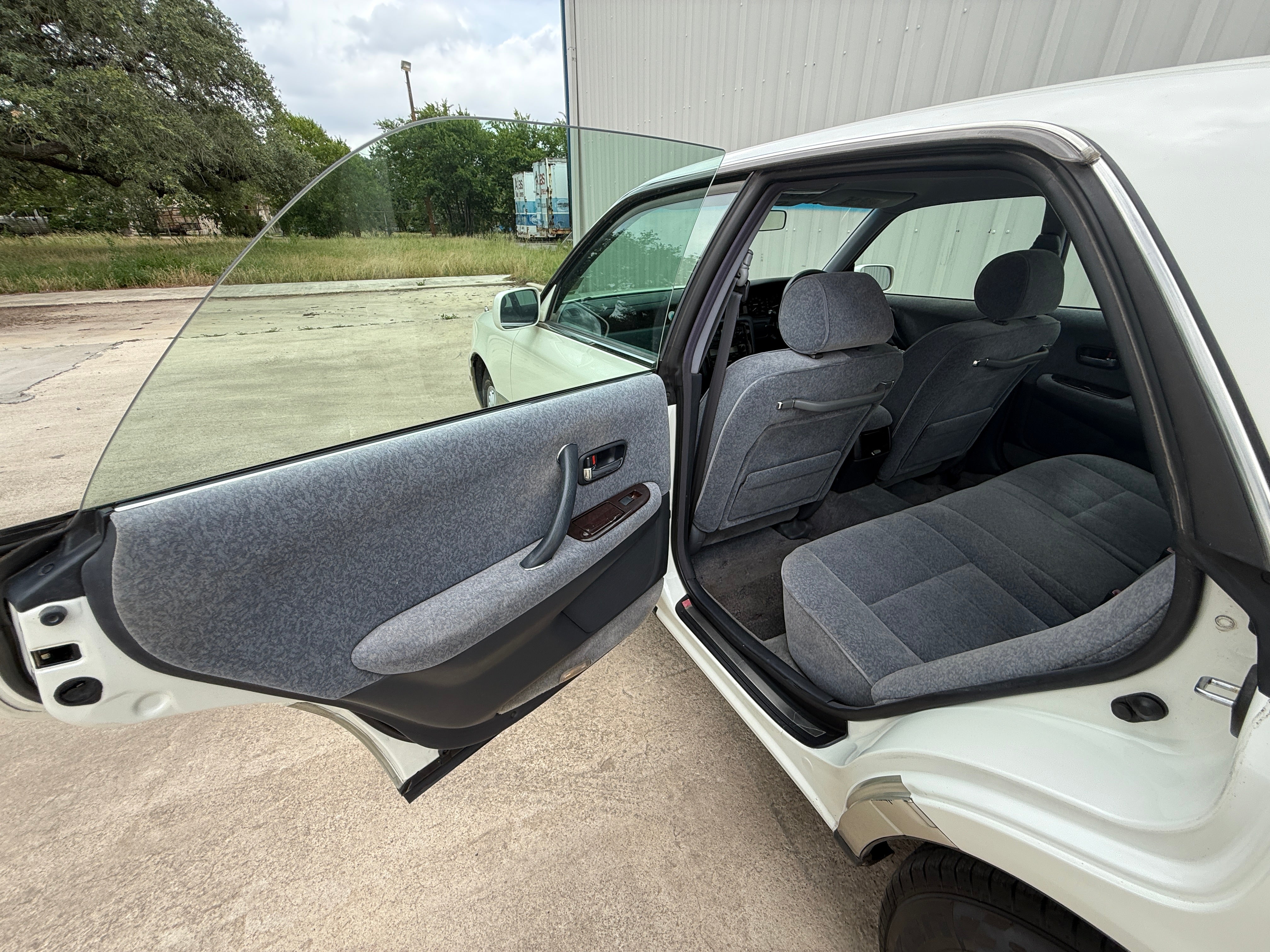 1996 Toyota Crown Royal Saloon Stk#11377