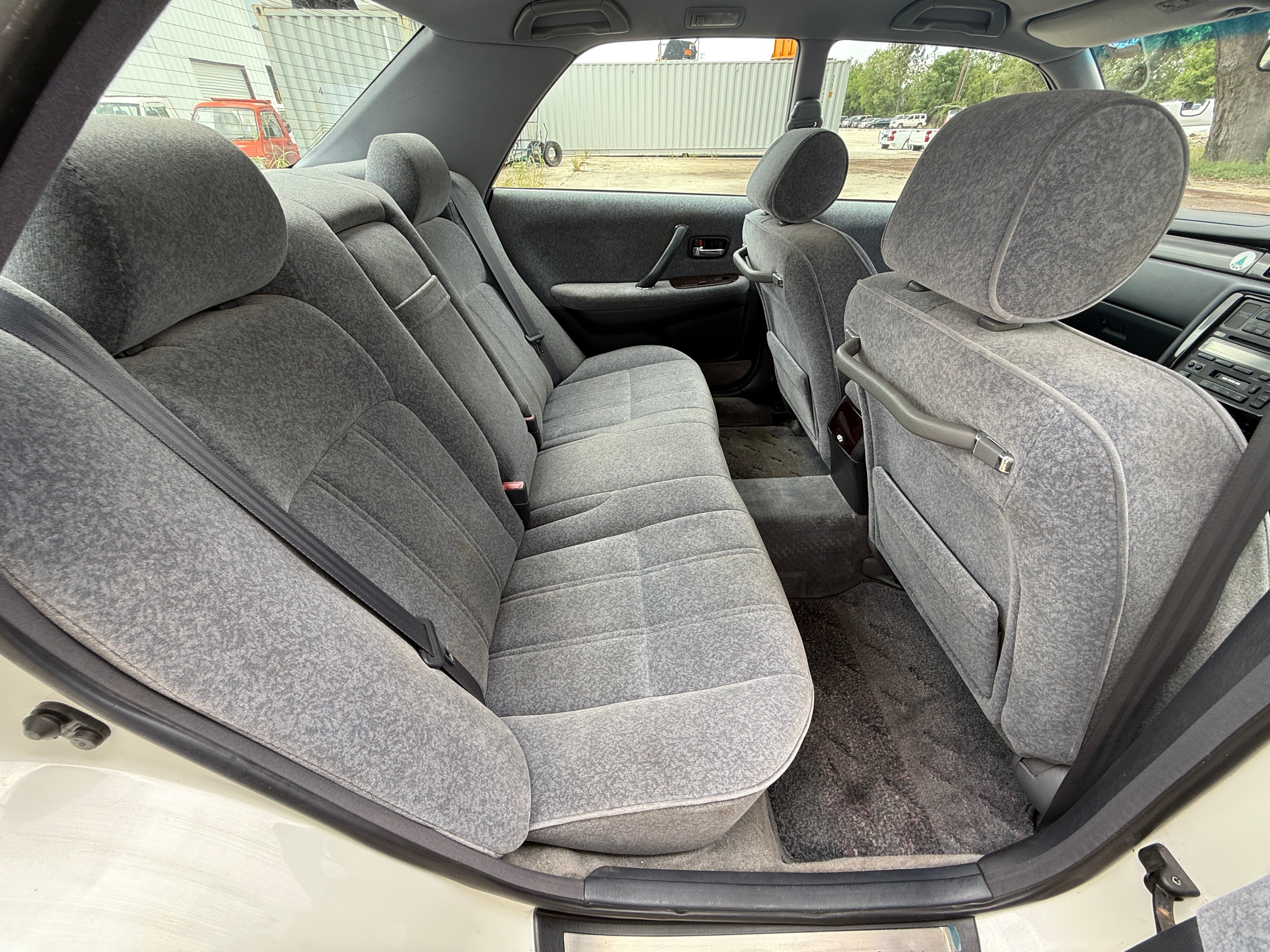 1996 Toyota Crown Royal Saloon Stk#11377