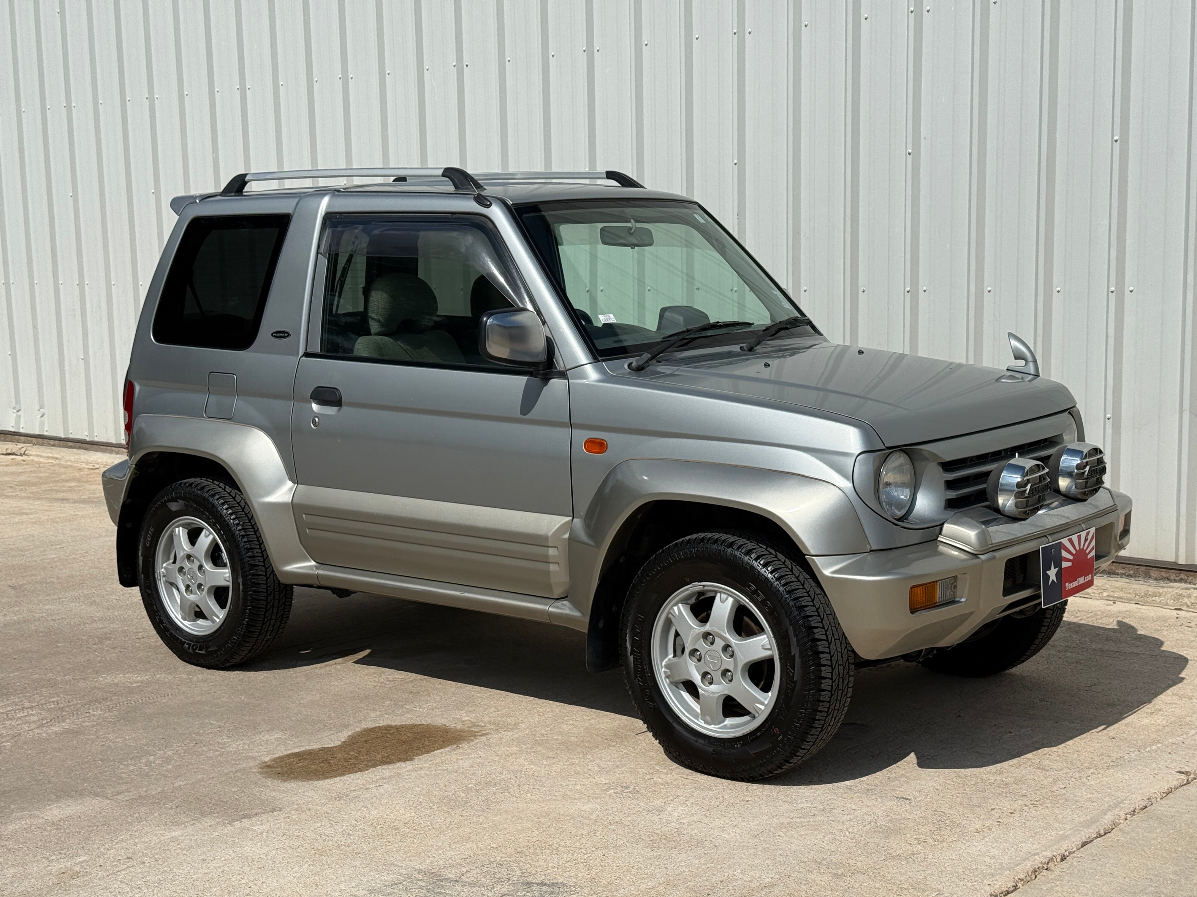 1997 Mitsubishi Pajero Jr. 4x4 Stk#13562