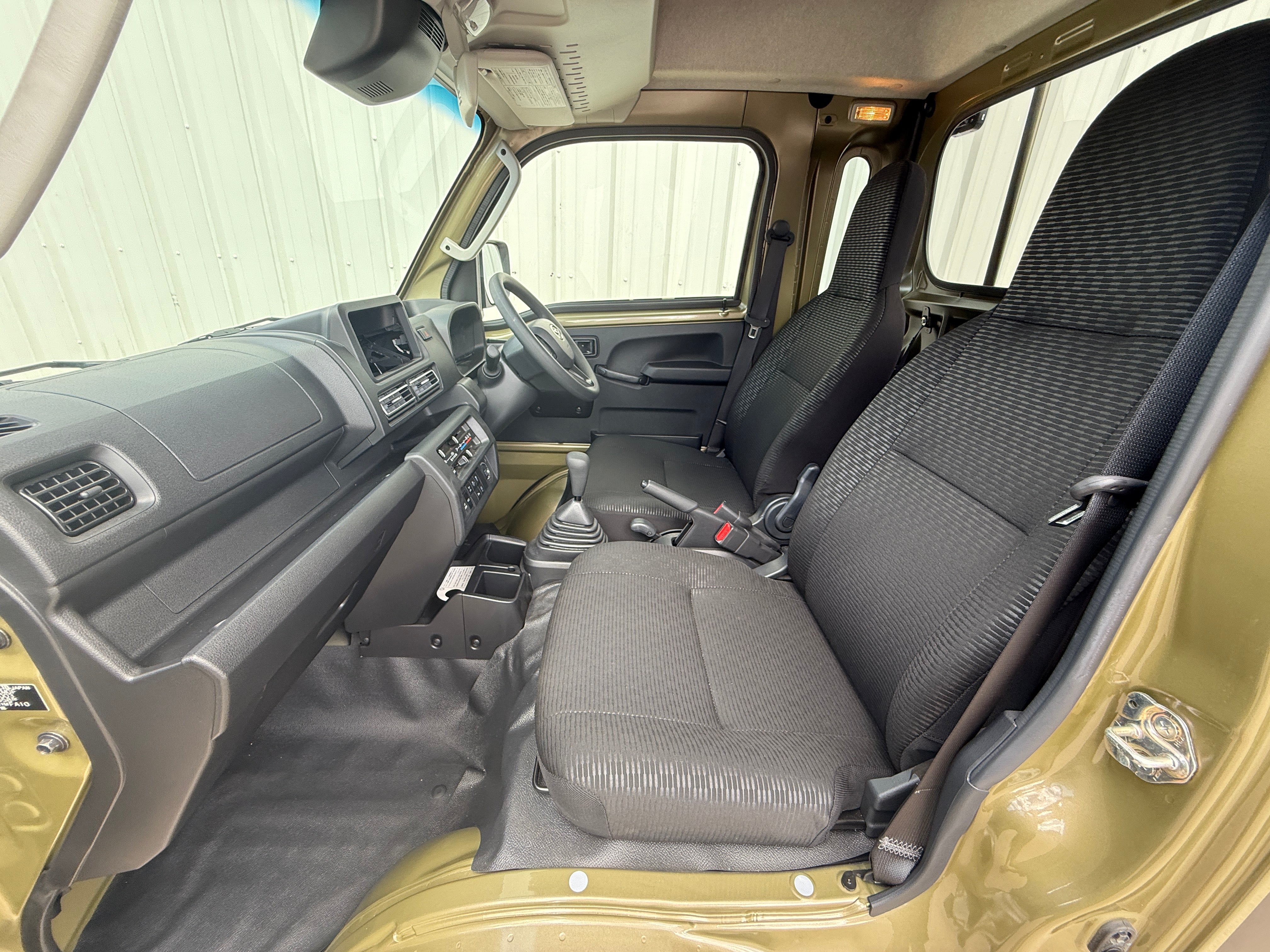 2022 Daihatsu Hijet Jumbo Hard Cargo 4x4 *Off Highway Use Only* Stk#13406