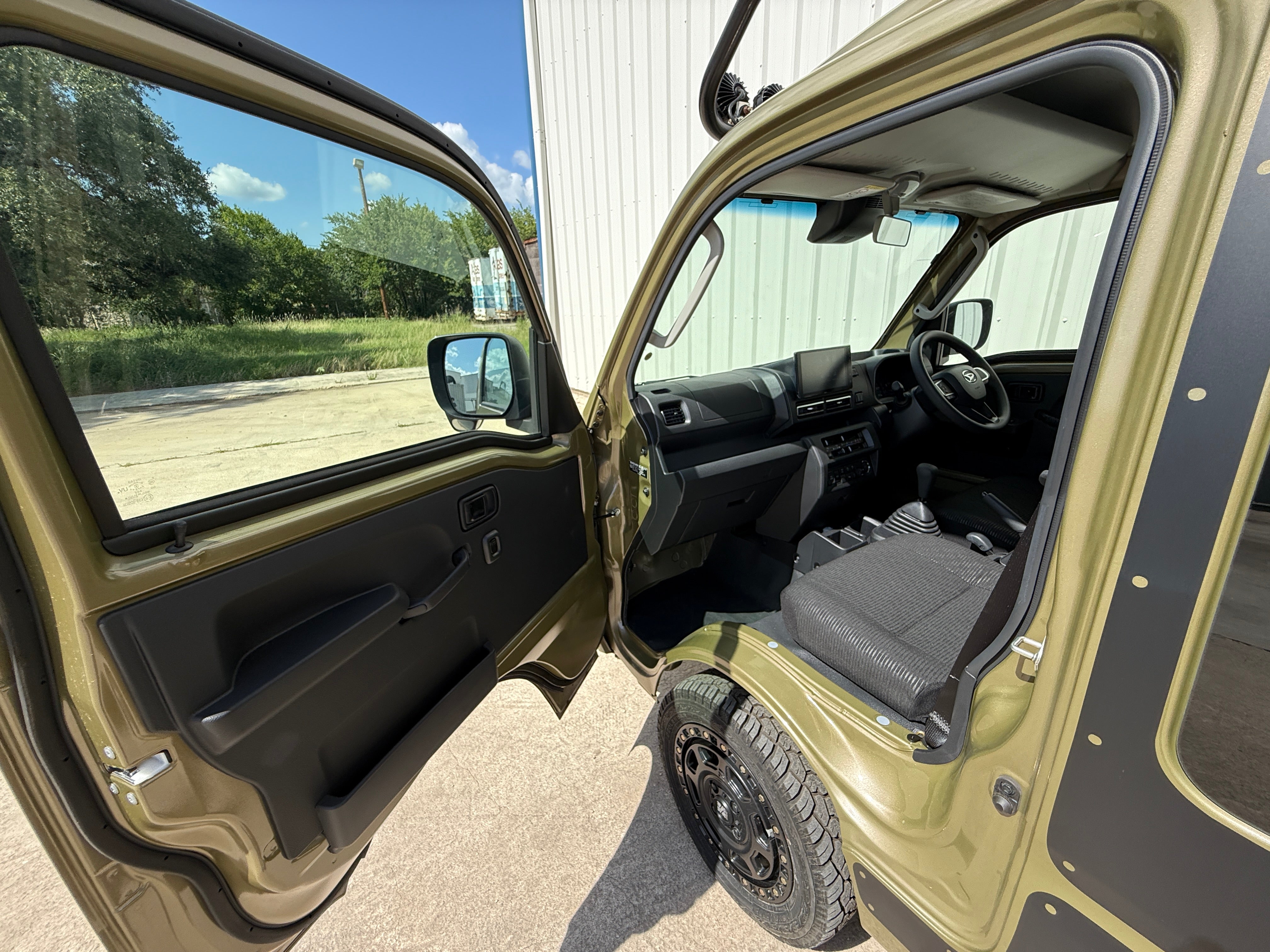 2022 Daihatsu Hijet Jumbo Hard Cargo 4x4 *Off Highway Use Only*