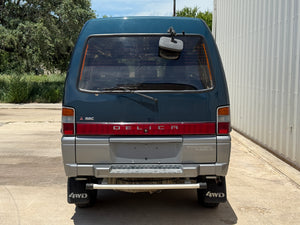 1990 Mitsubishi Delica Exceed 4x4 Diesel Stk#12620