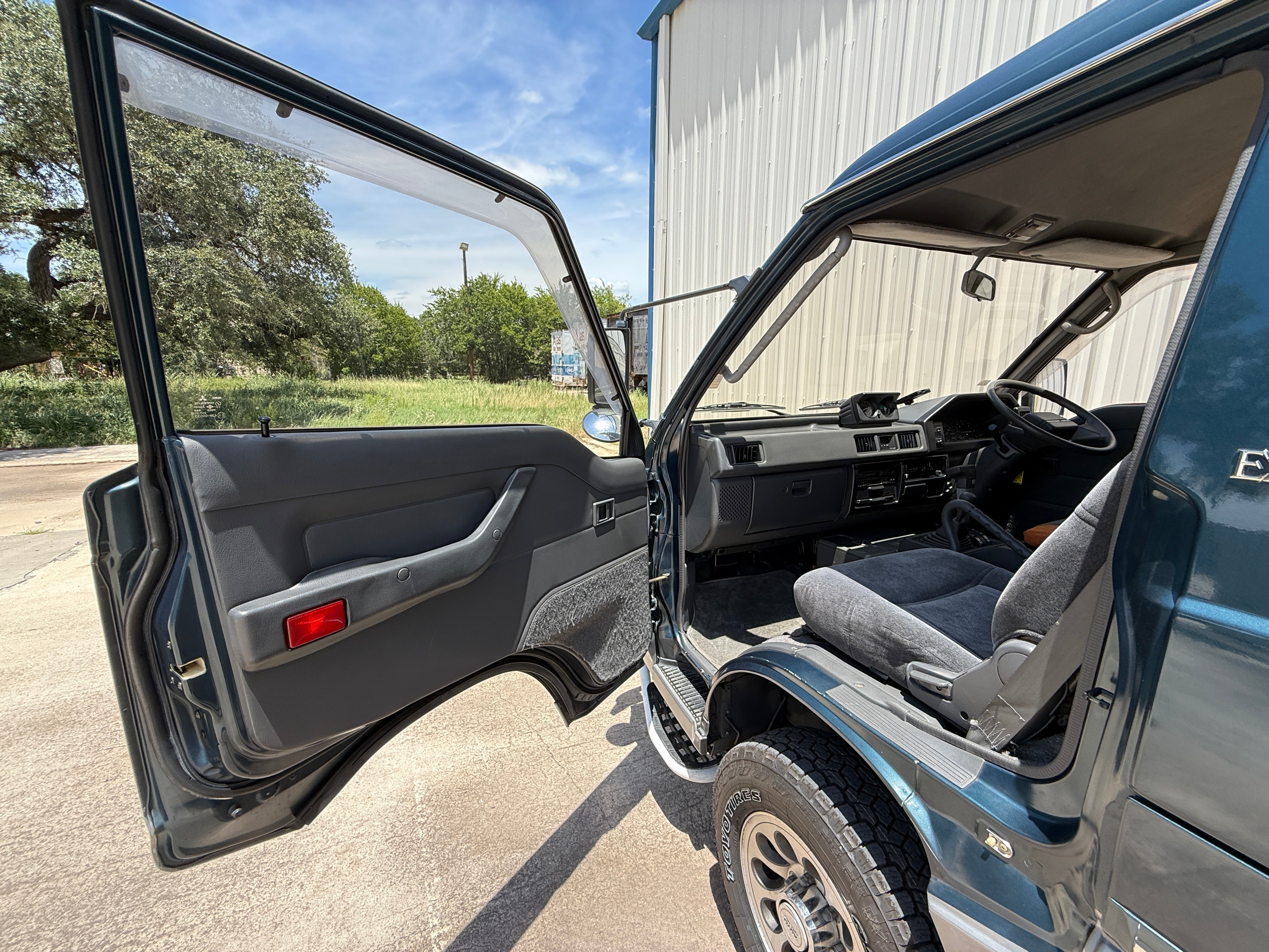 1990 Mitsubishi Delica Exceed 4x4 Diesel Stk#12620