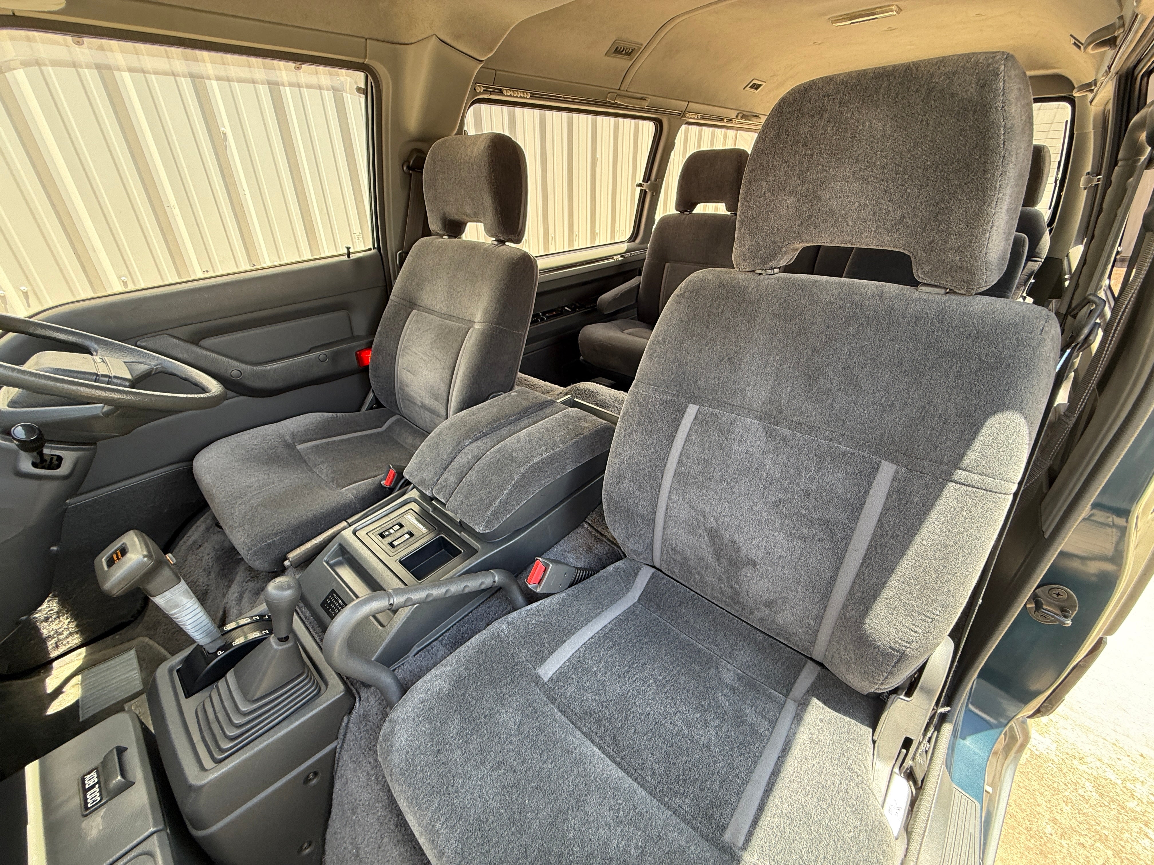 1990 Mitsubishi Delica Exceed 4x4 Diesel Stk#12620