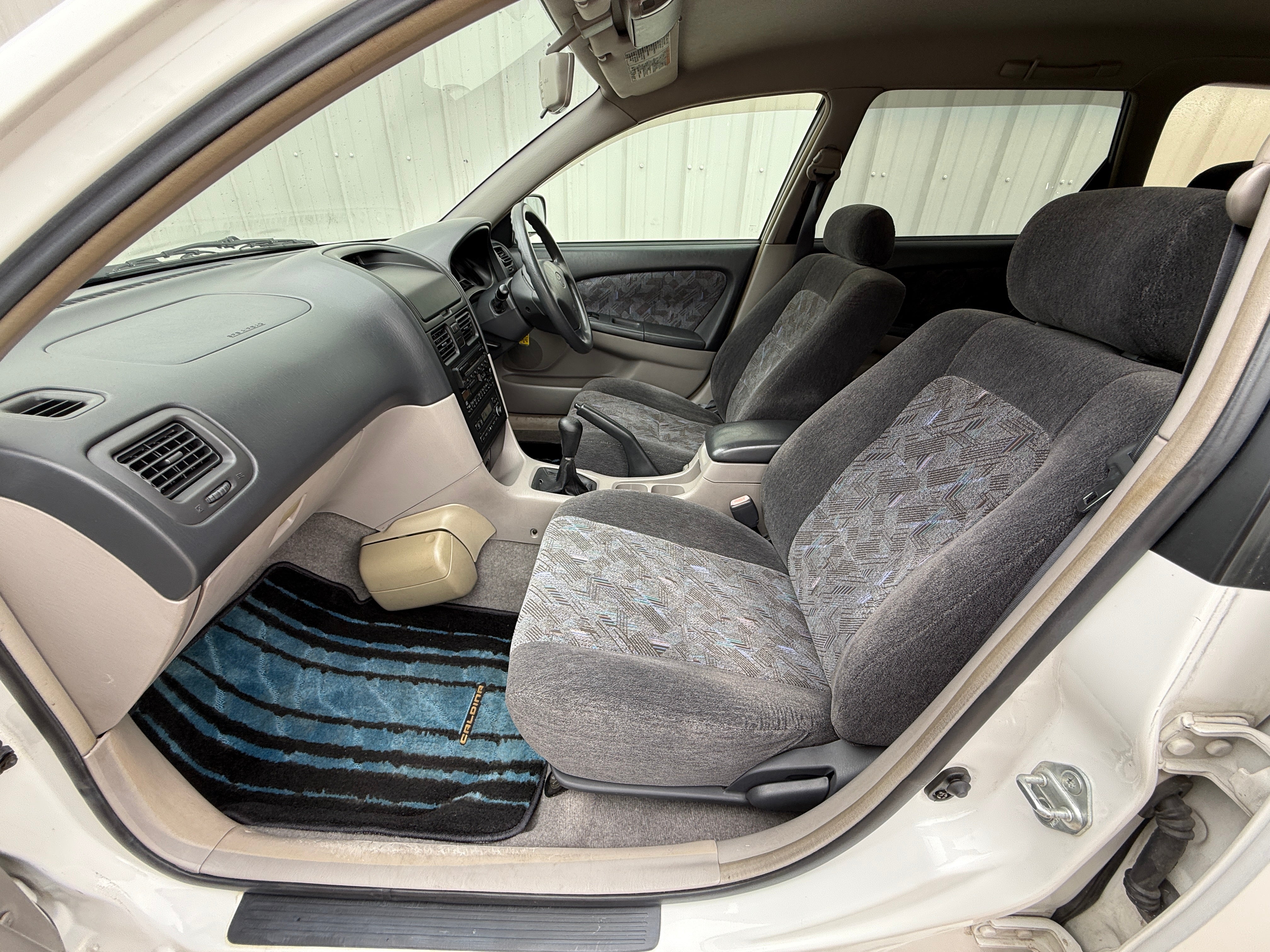 1998 Toyota Caldina Wagon 5MT Stk#12751