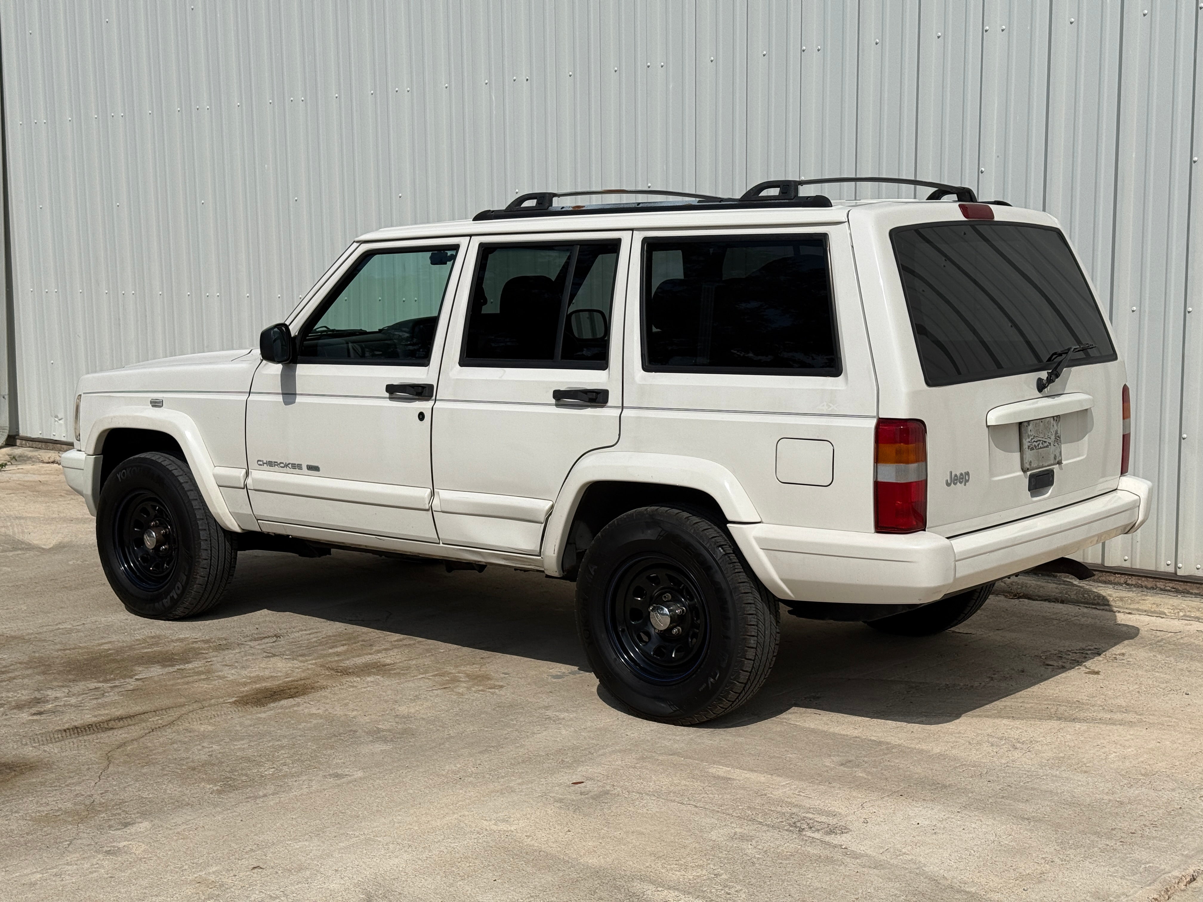 1999 Jeep Cherokee 4x4 4.0L  Stk#13052