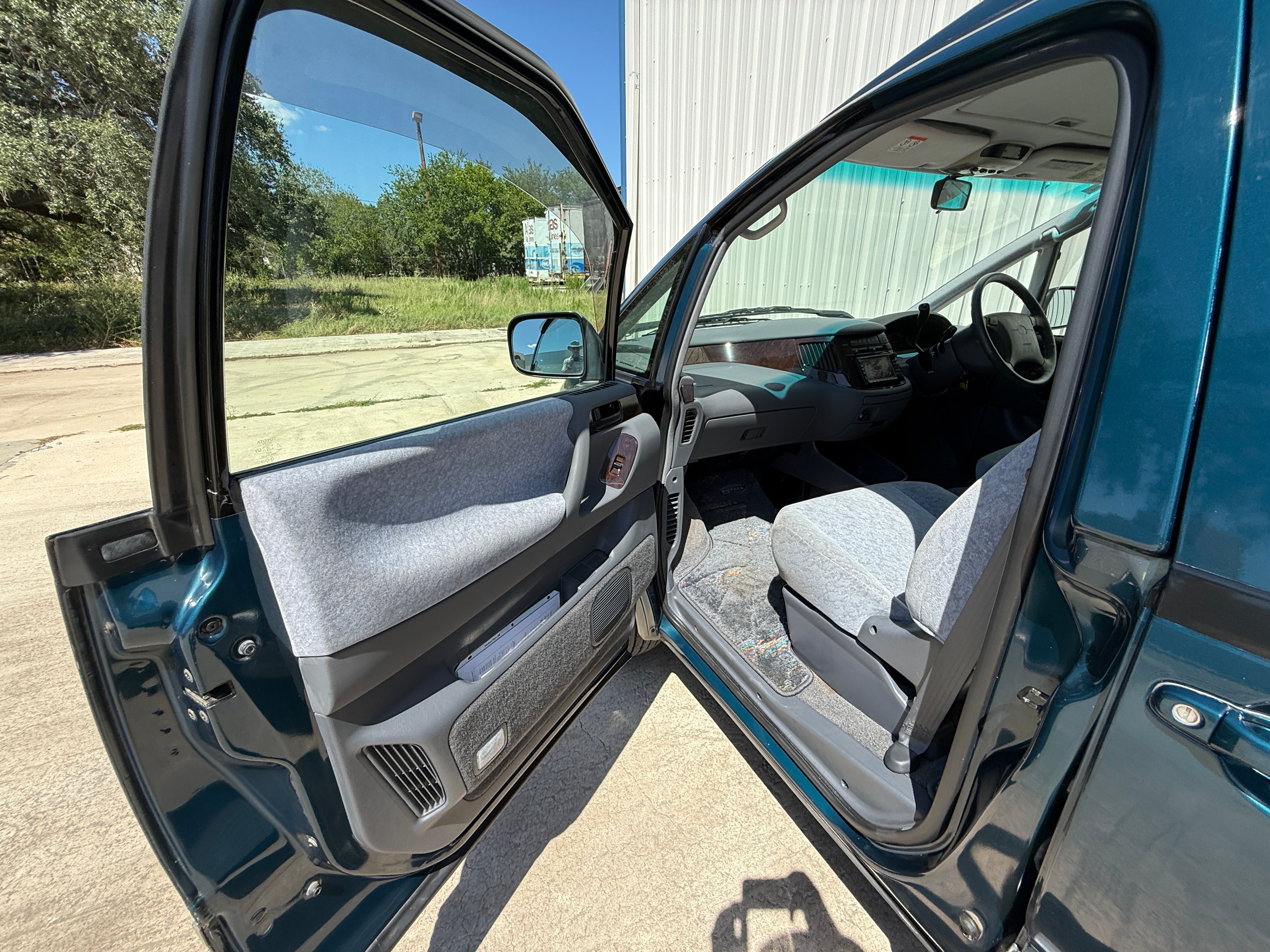 1998 Toyota Estima G AWD Stk#13066