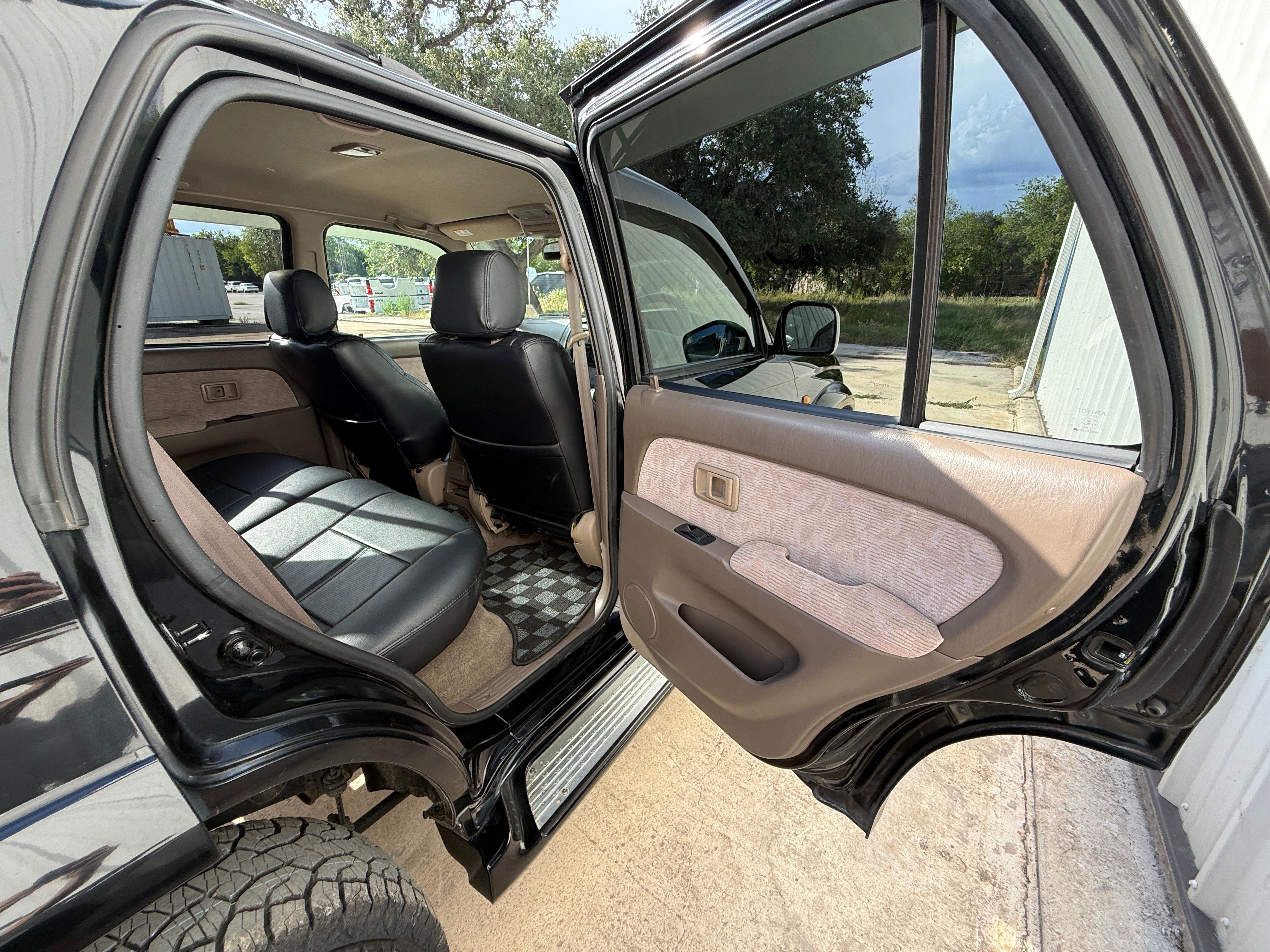 1999 Toyota Hilux Surf 4x4 Stk#13106