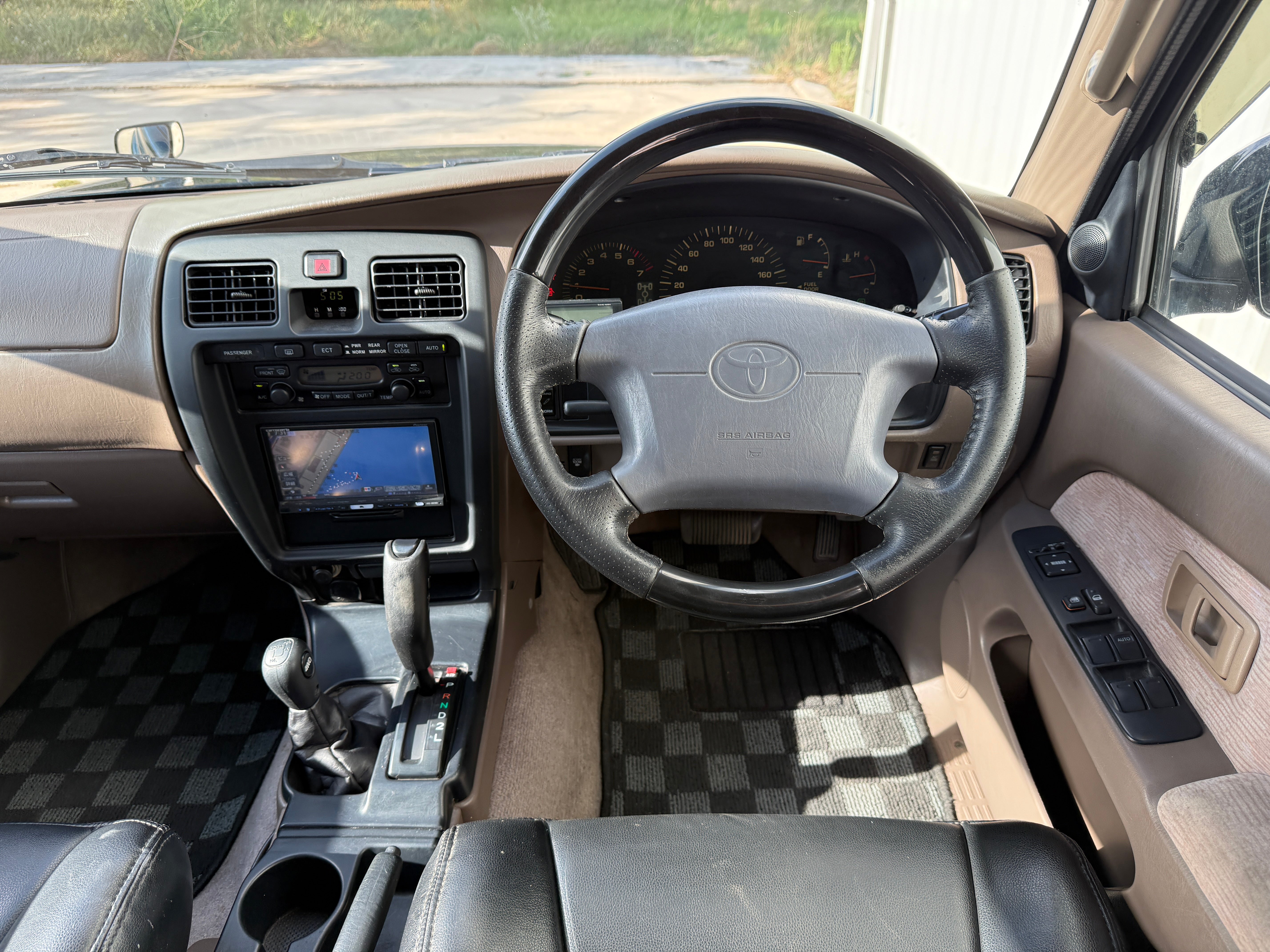 1999 Toyota Hilux Surf 4x4 Stk#13106