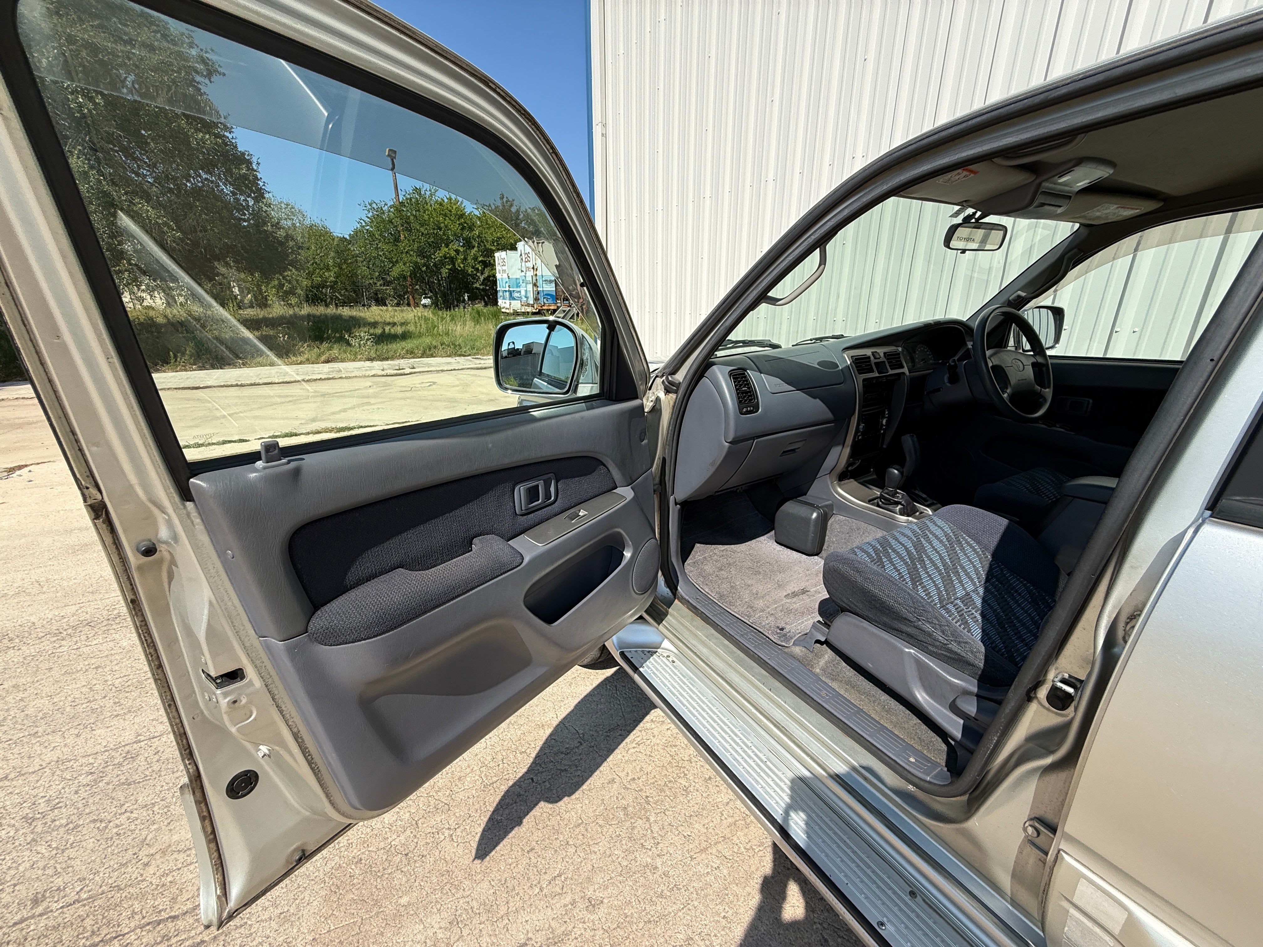 1999 Toyota Hilux Surf 4x4 Stk#13079