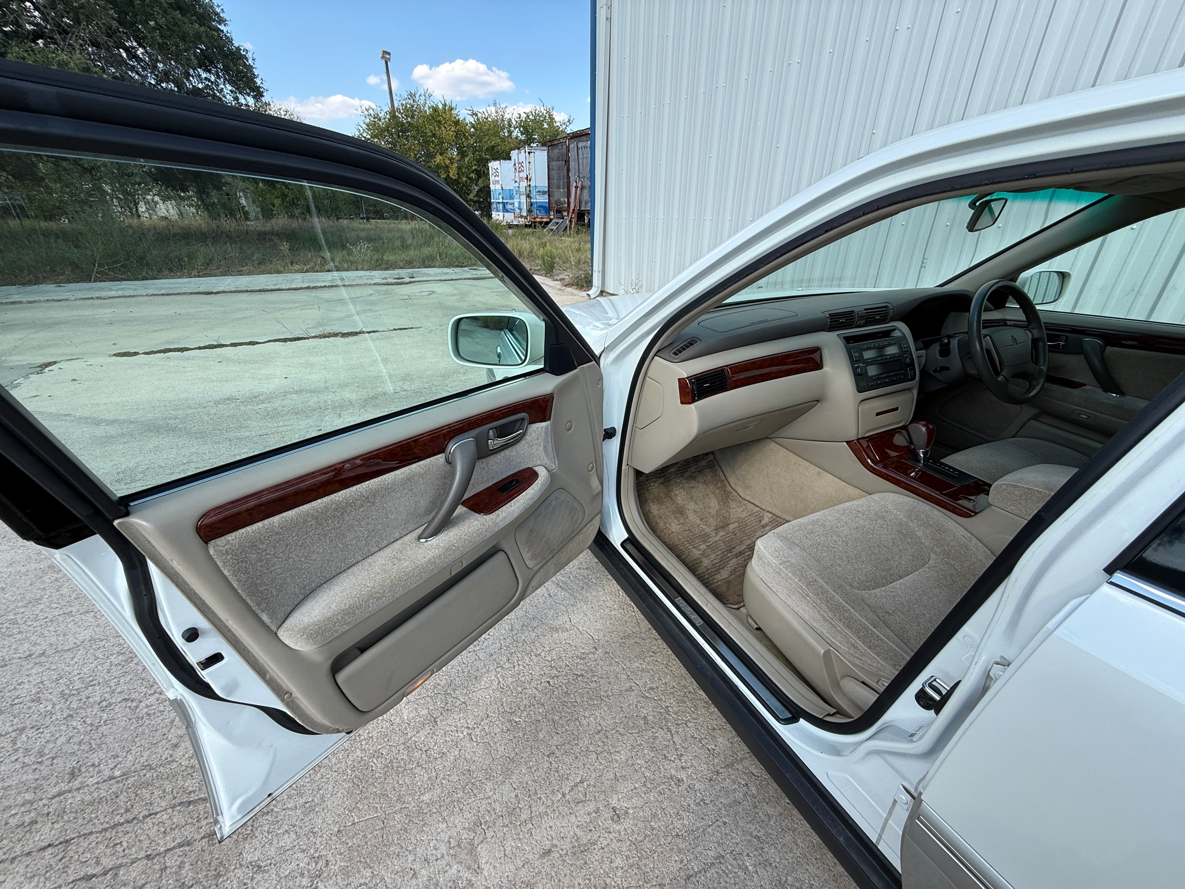 1999 Toyota Crown Royal Saloon Stk#13090