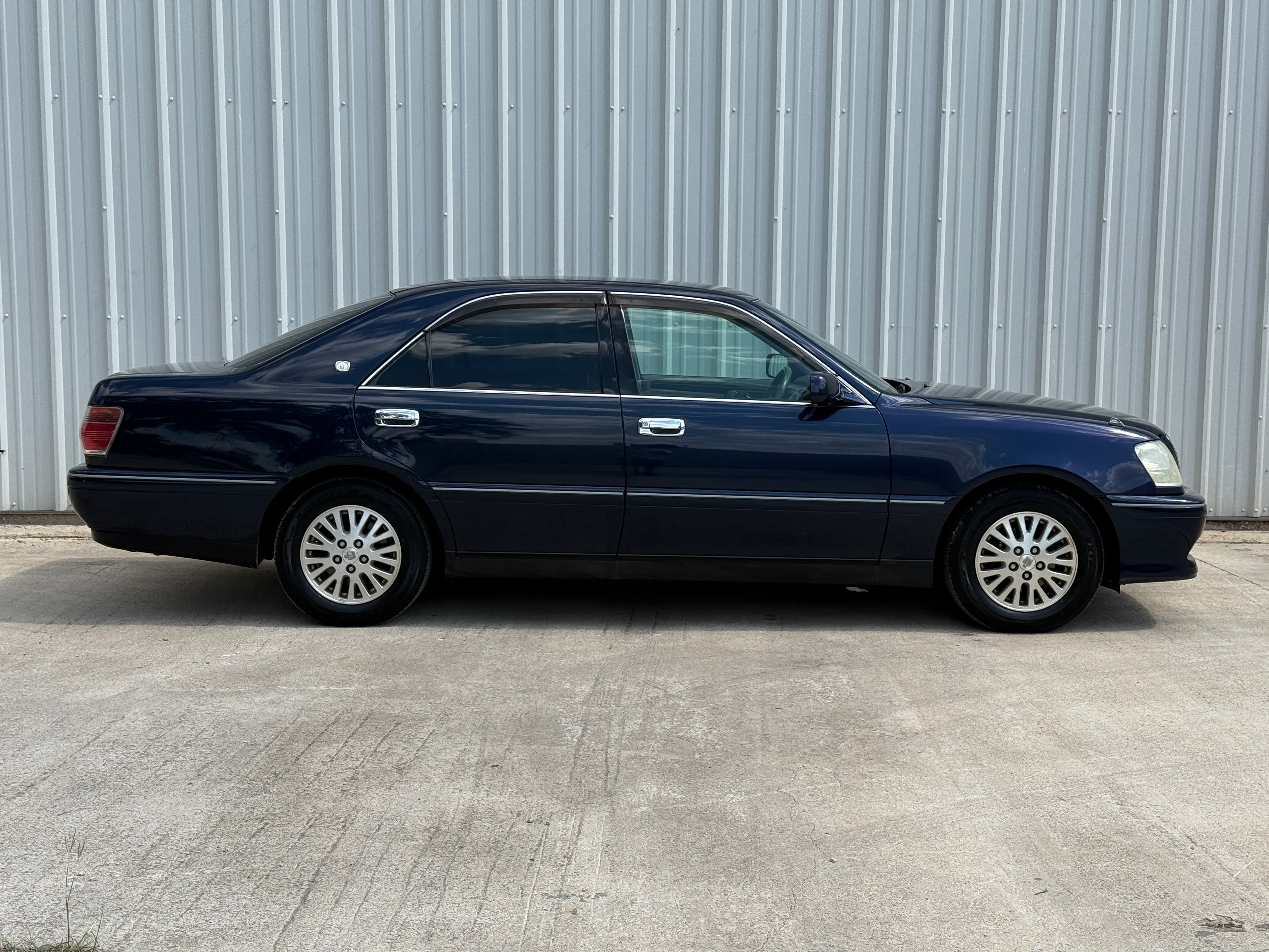 2000 Toyota Crown Royal Saloon Stk#13124