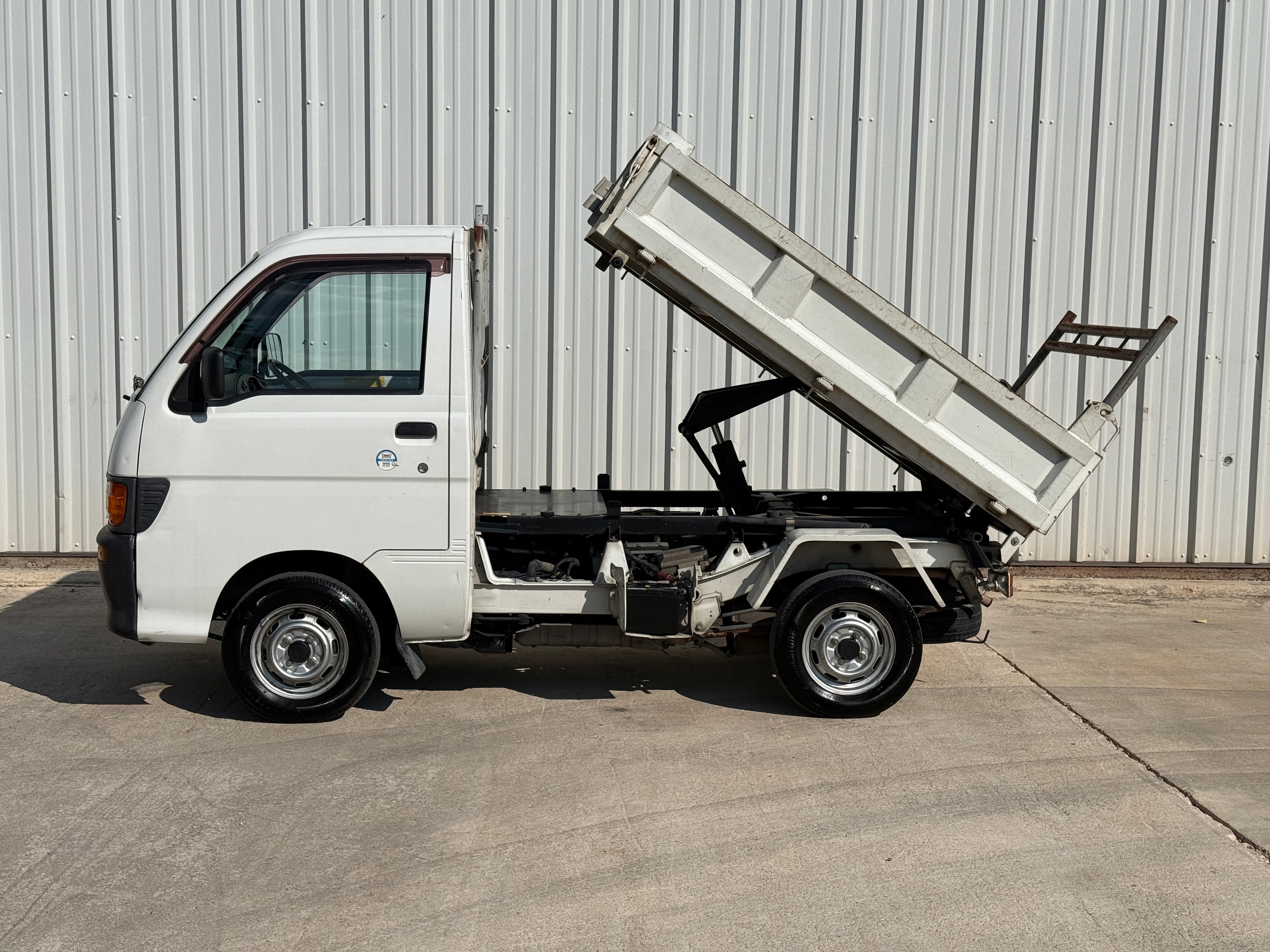 1996 Daihatsu Hijet 4x4 Dump Bed w/AC Stk#13358