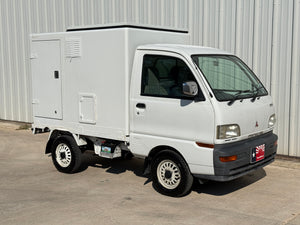 1999 Mitsubishi Minicab 4x4 Relief Truck Stk#13297