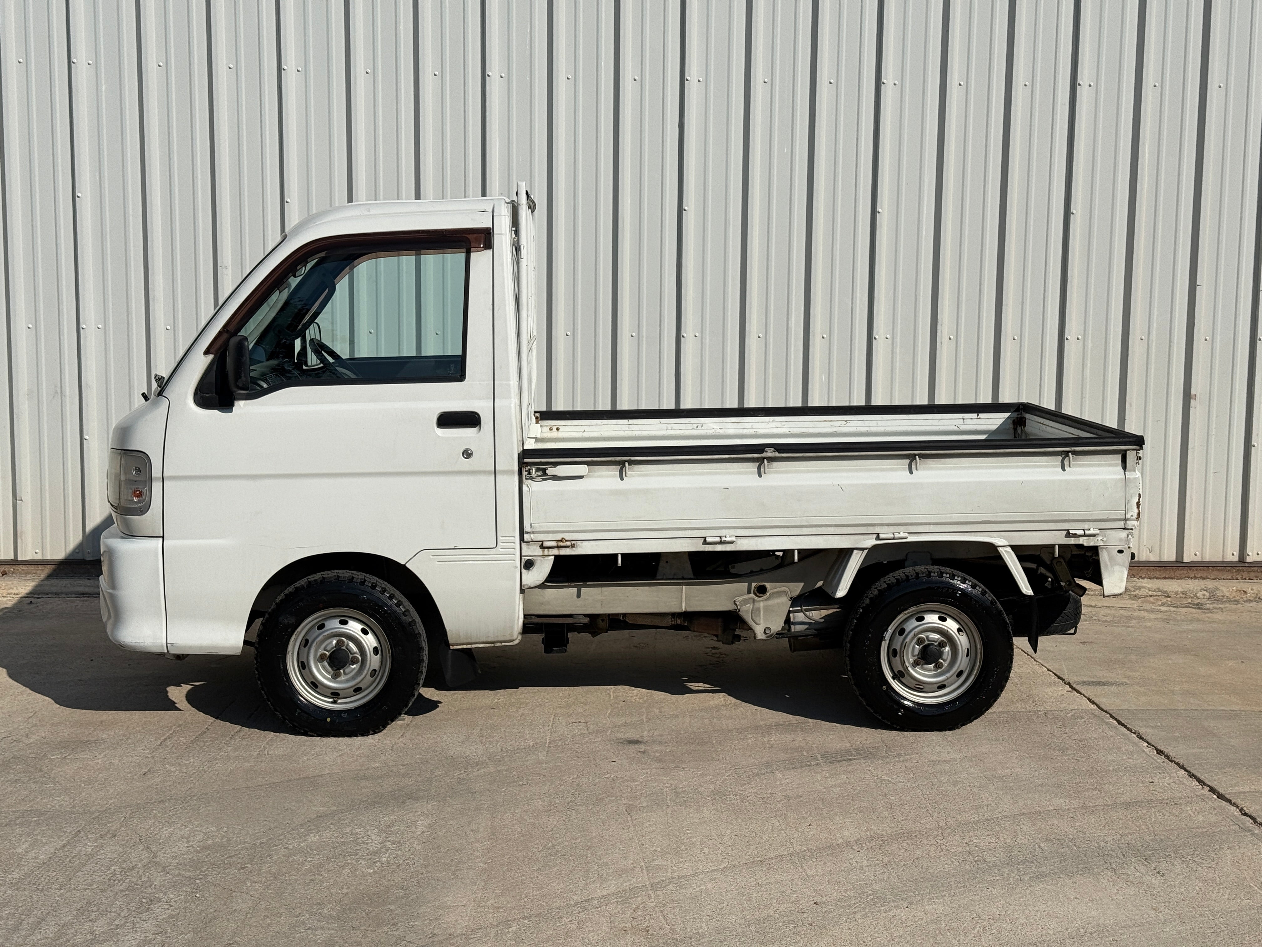 1999 Daihatsu Hijet 4x4 w/AC Stk#13323
