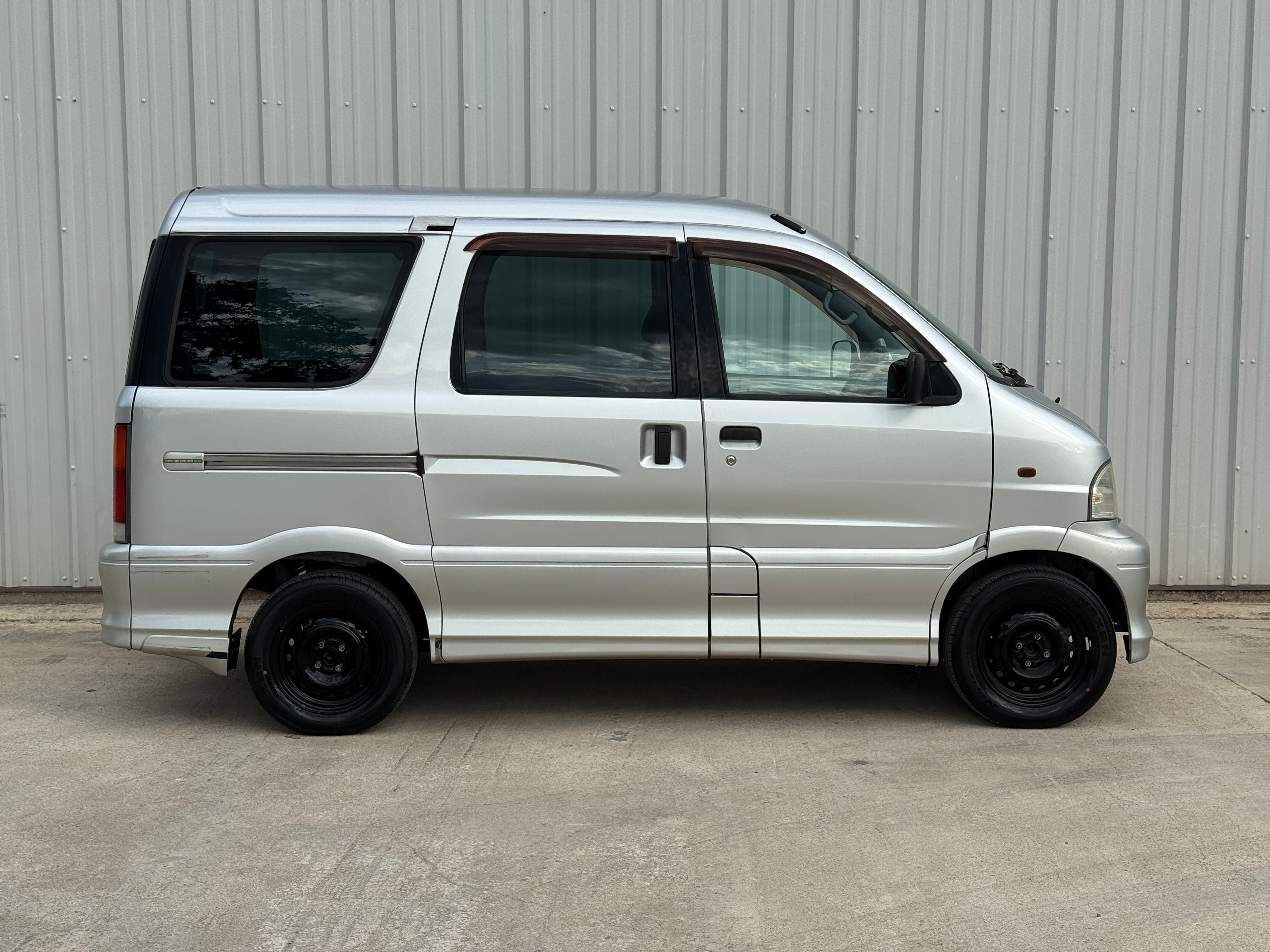 2000 Daihatsu Atrai 7 GL Stk#13081