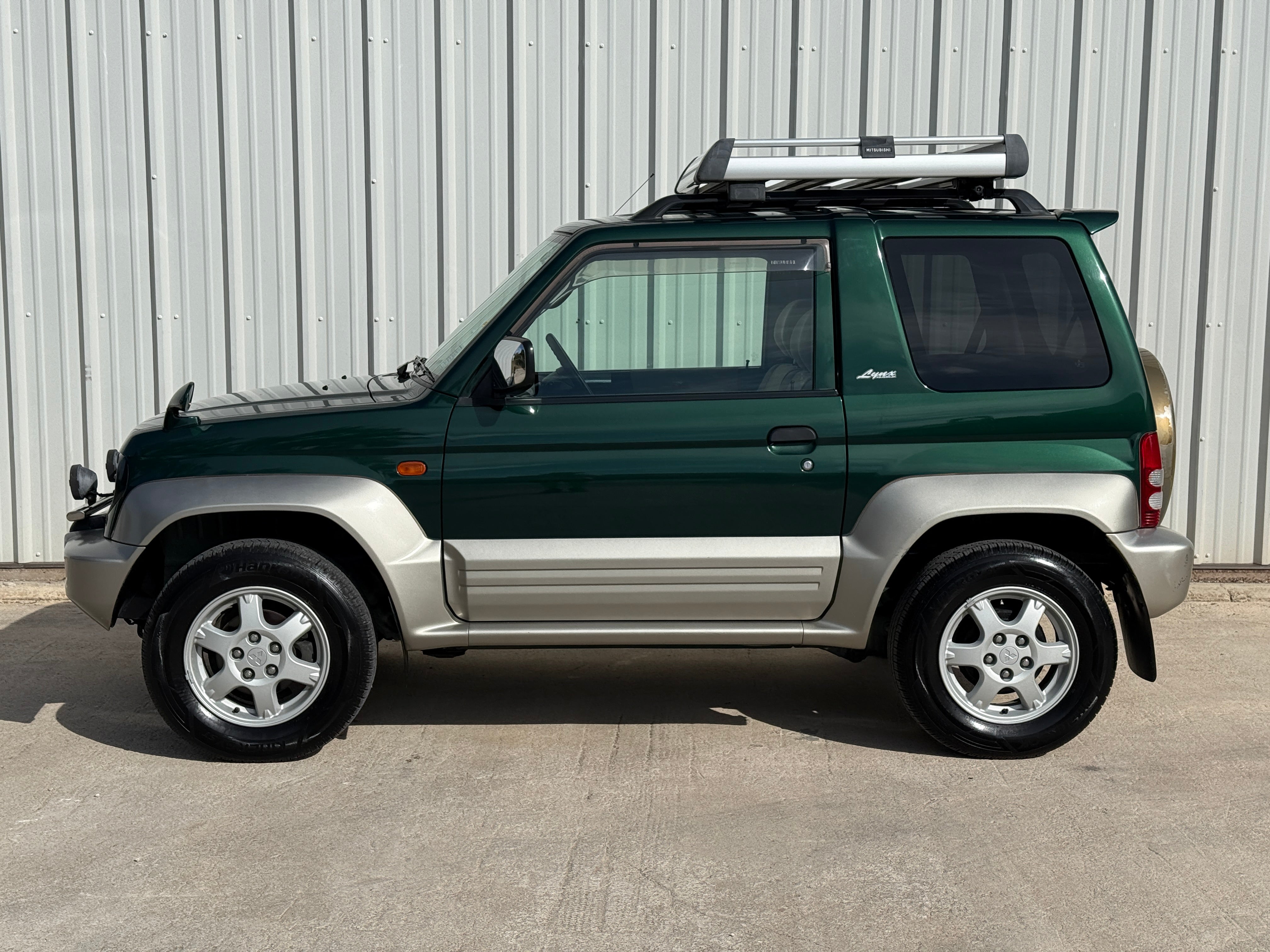 1997 Mitsubishi Pajero Jr. 4x4 Stk#13277