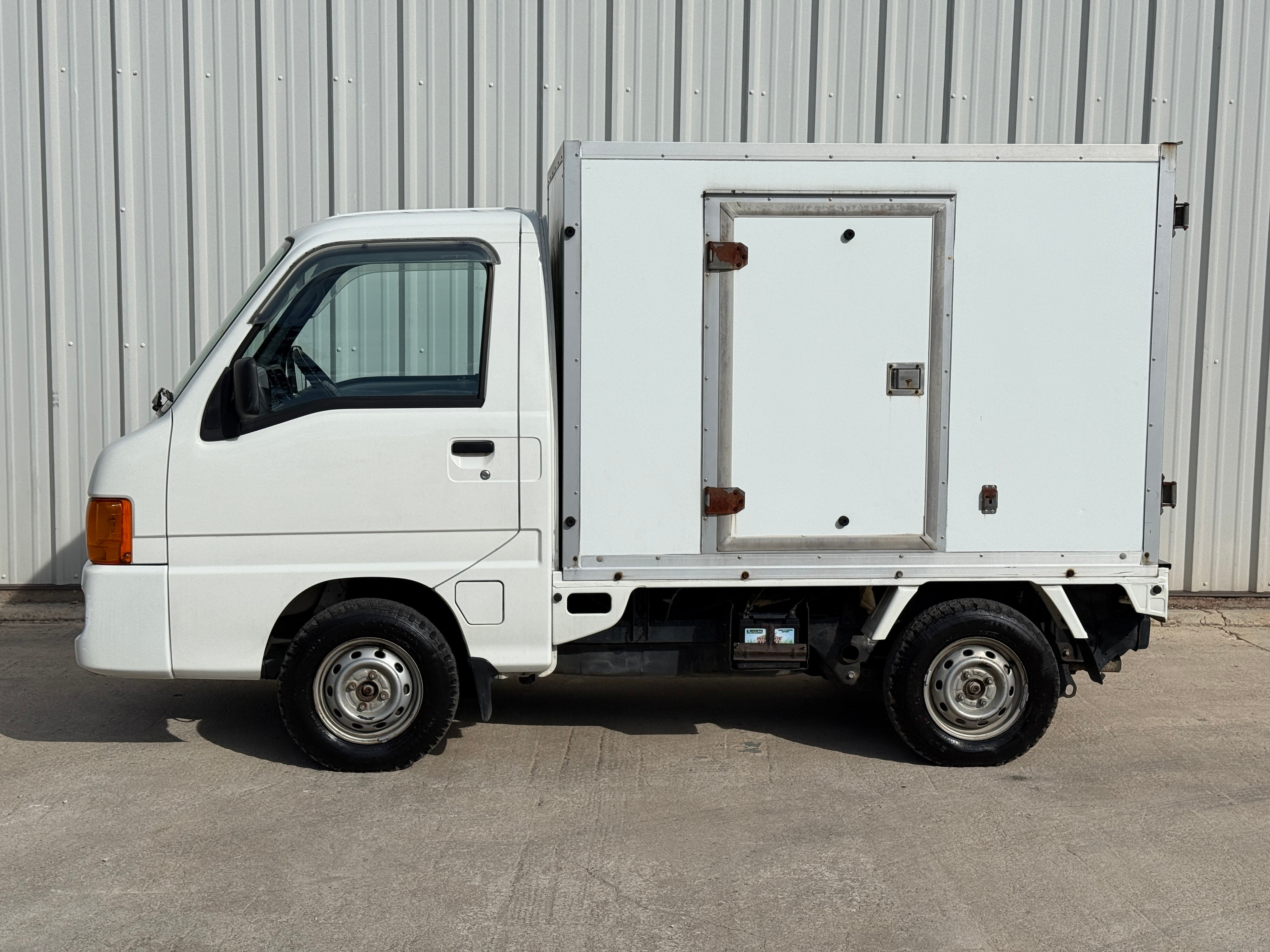2000 Subaru Sambar Refrigerated 4x4 Box Truck Stk#13019