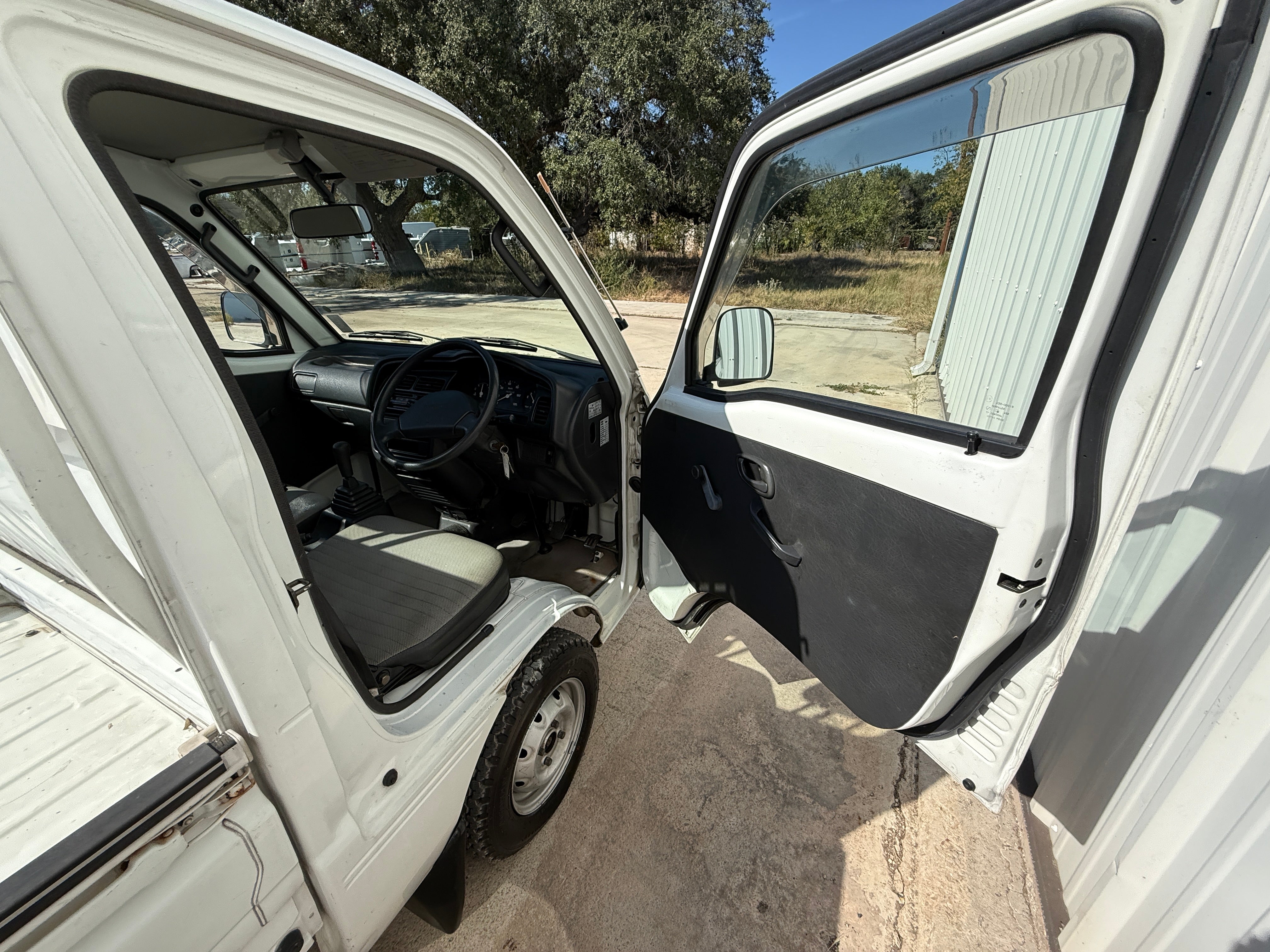 1996 Suzuki Carry 4x4 w/AC Stk#13065
