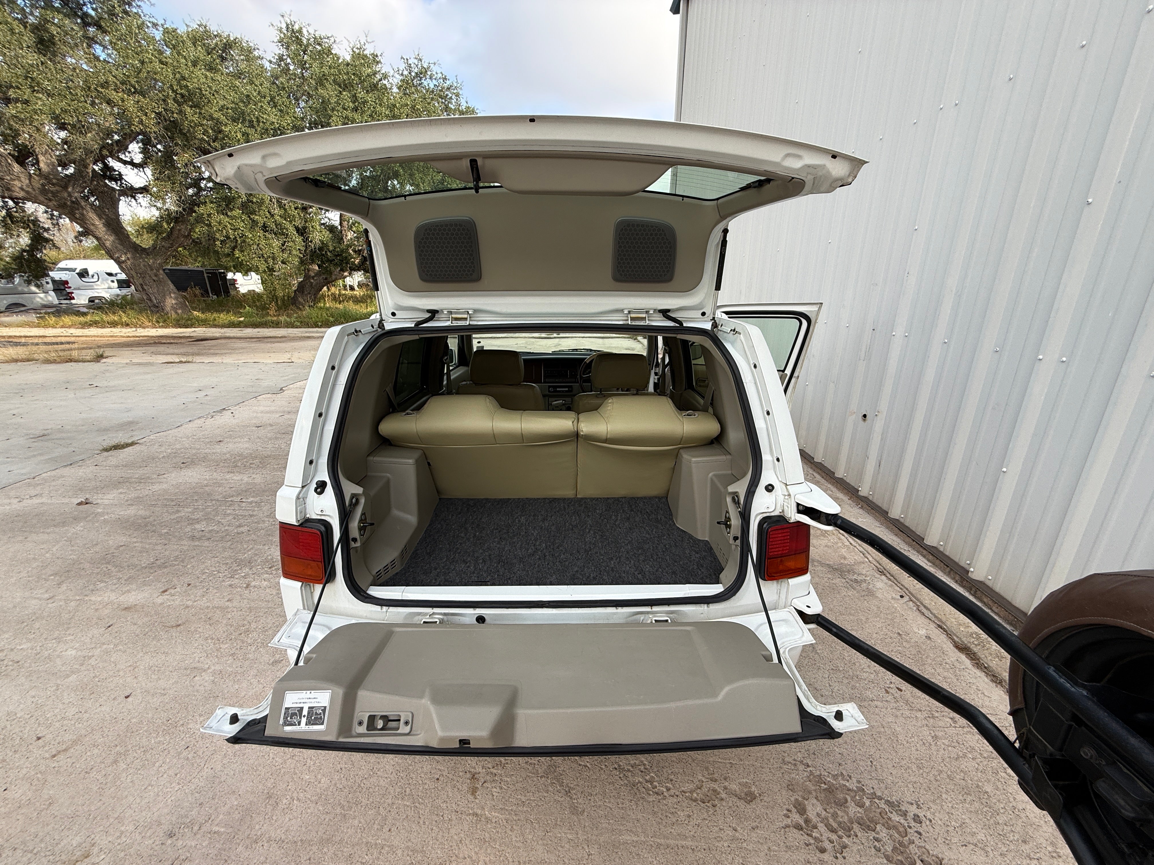 2000 Nissan Rasheen AWD Stk#13733