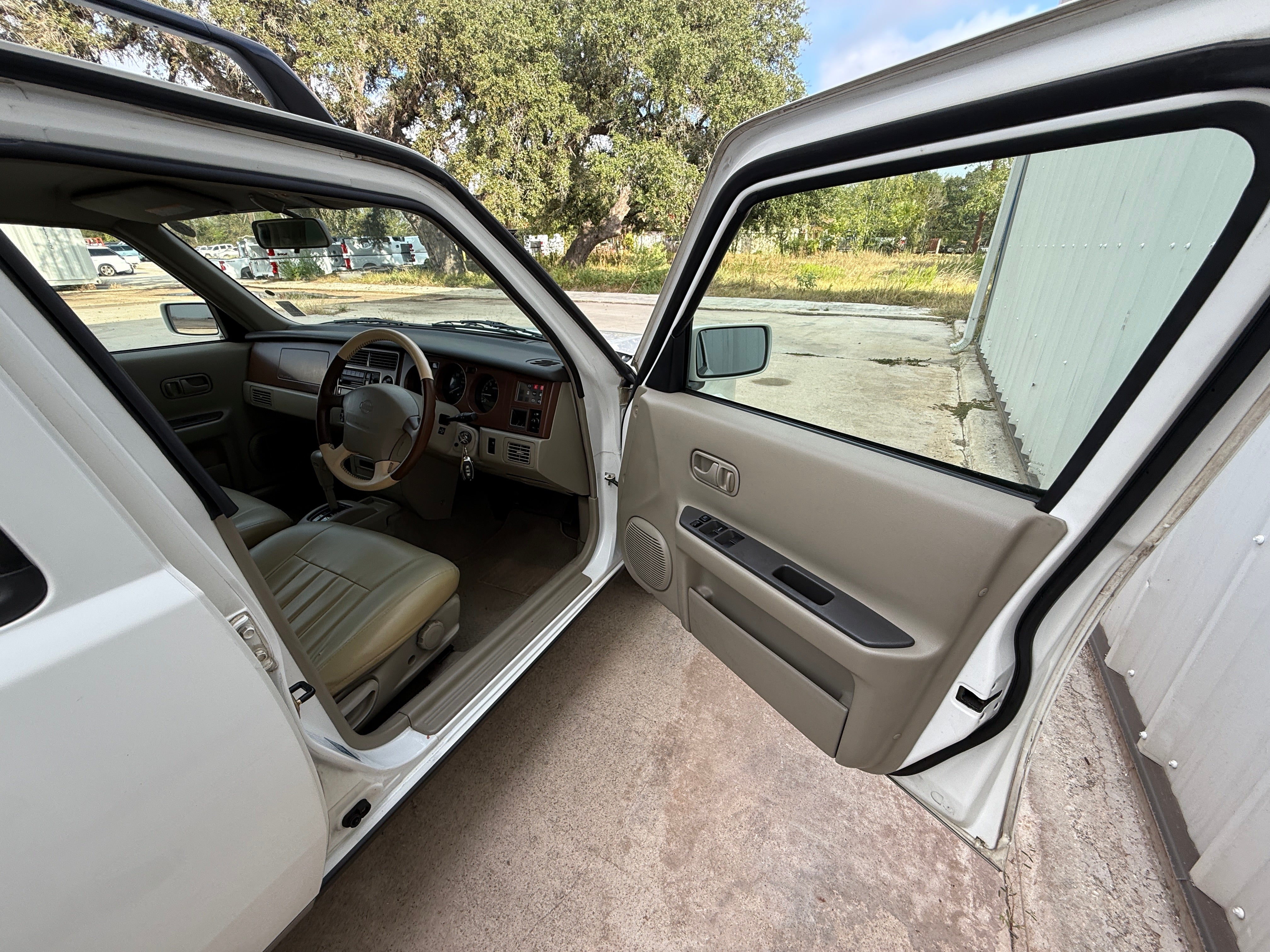 2000 Nissan Rasheen AWD Stk#13733