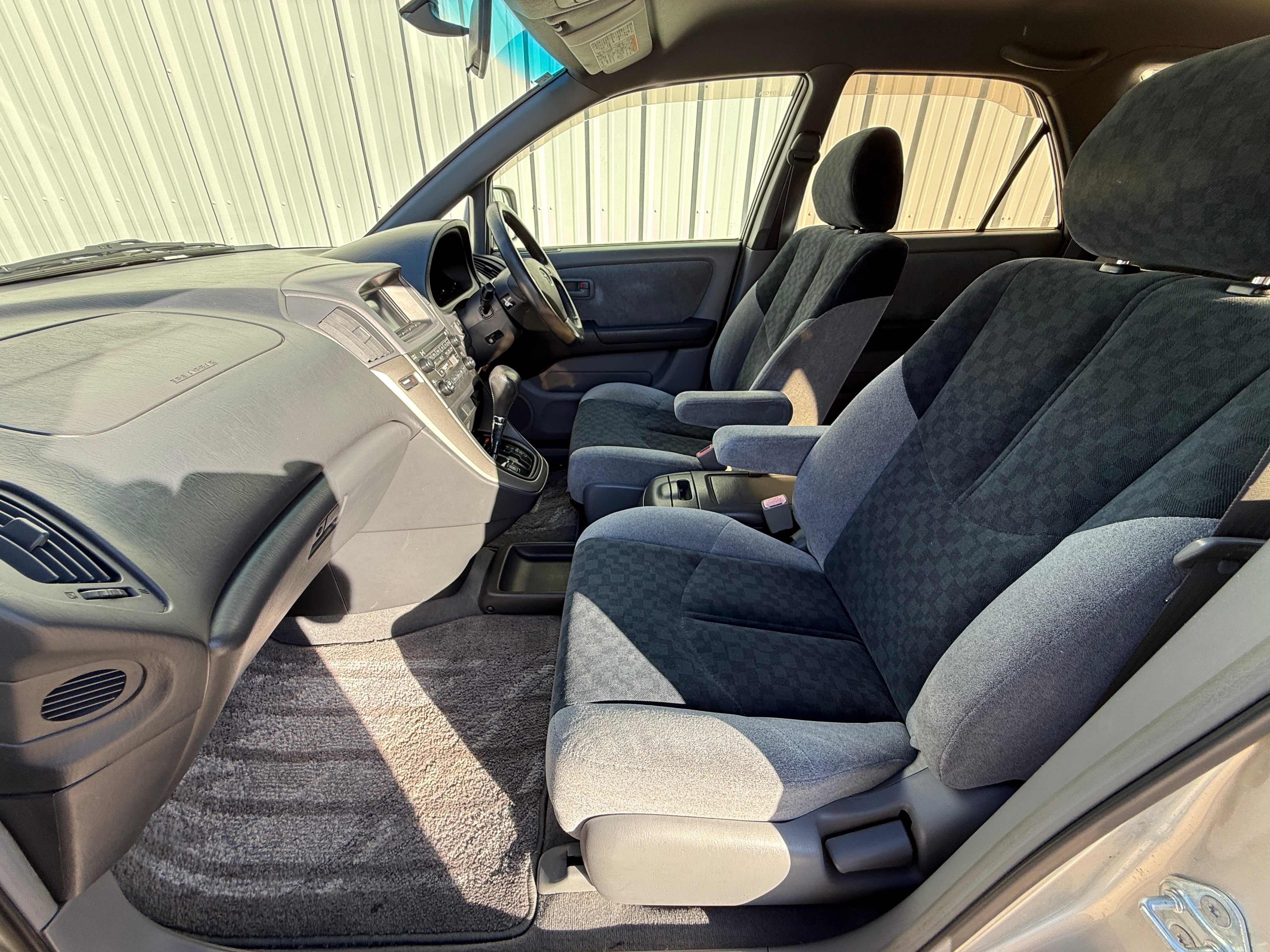 1998 Toyota Harrier FWD Stk#13725