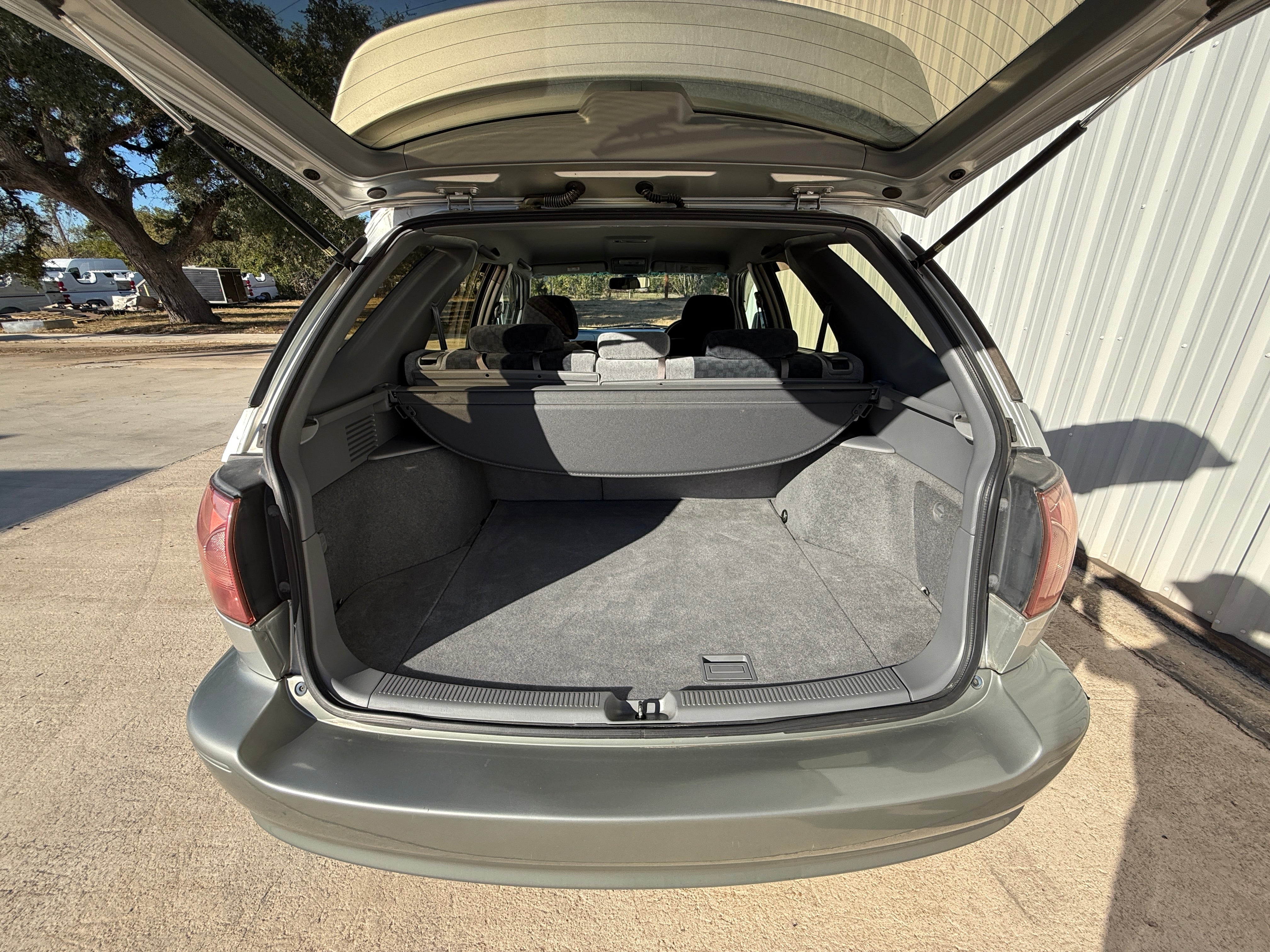 1998 Toyota Harrier FWD Stk#13725