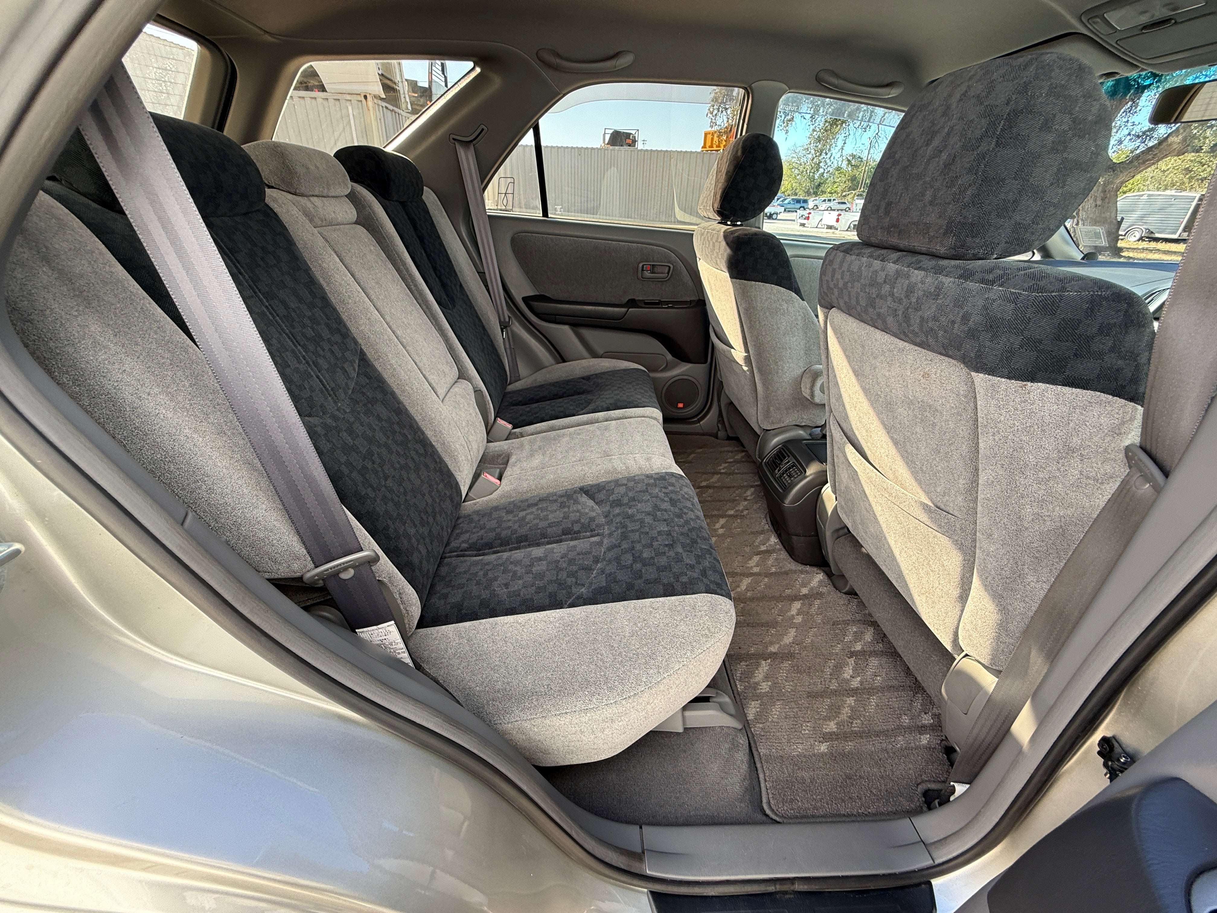 1998 Toyota Harrier FWD Stk#13725