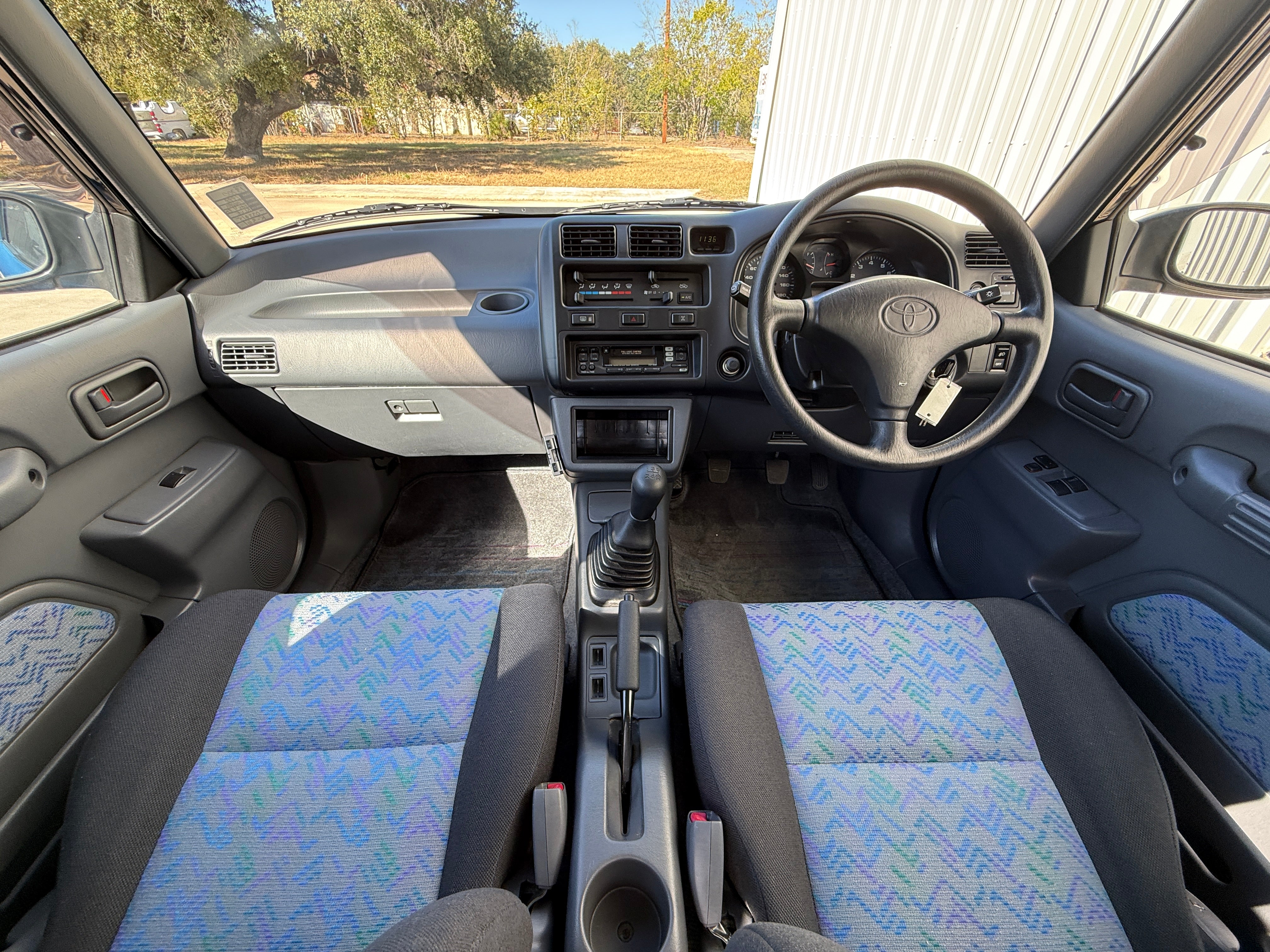 1998 Toyota Rav4 AWD 5MT Stk#13700