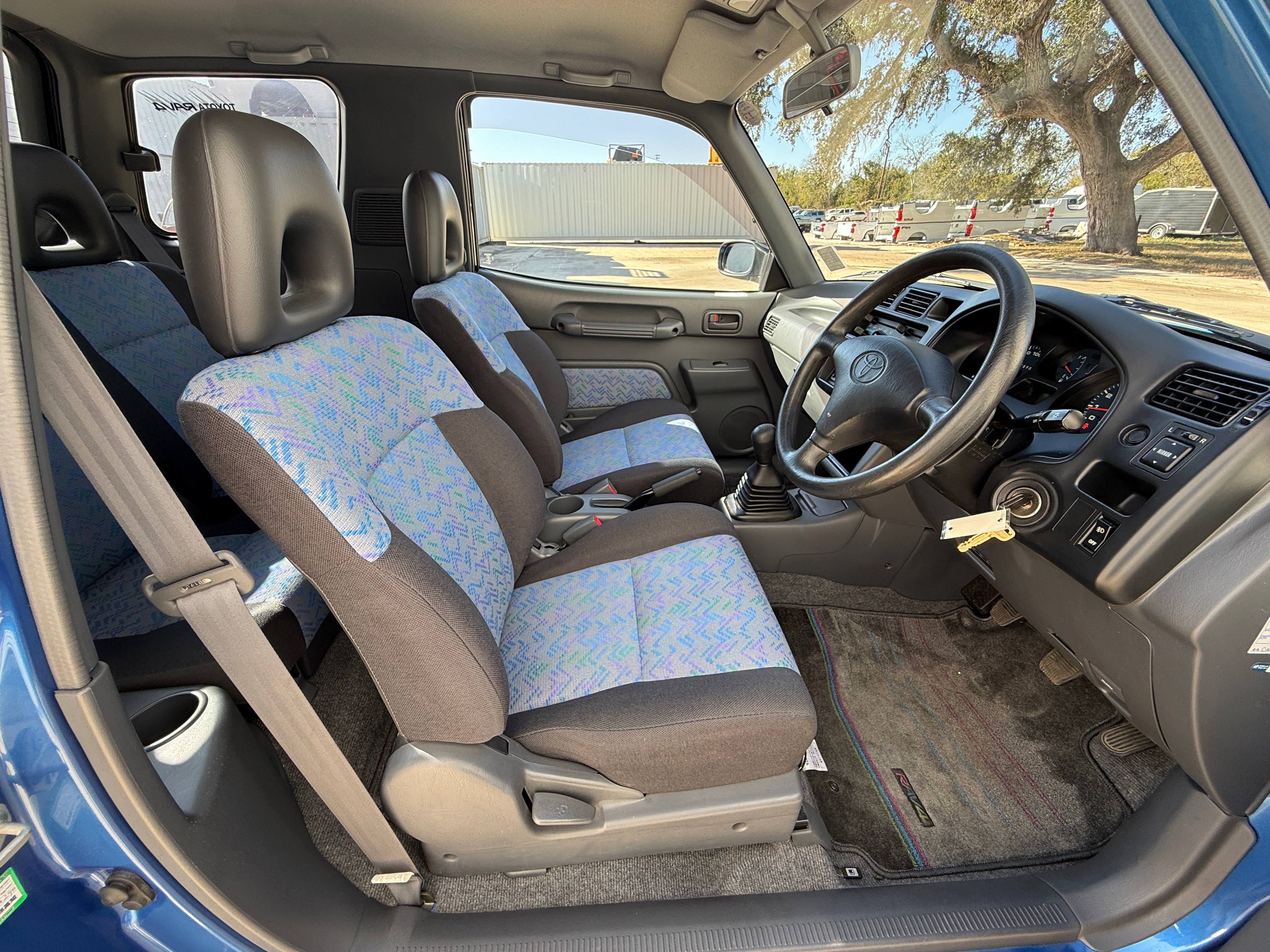 1998 Toyota Rav4 AWD 5MT Stk#13700